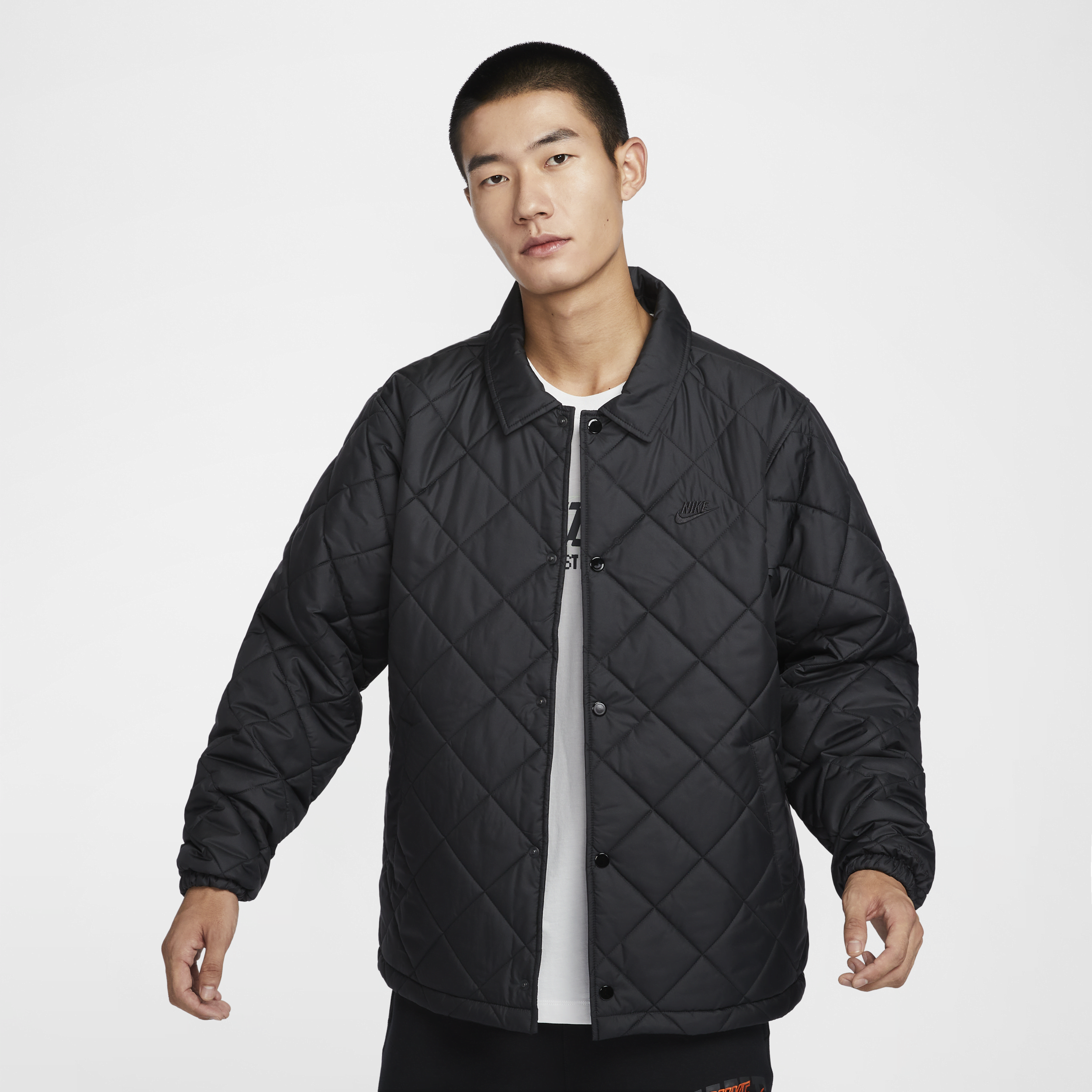 【ナイキ(NIKE)公式ストア】ナイキ クラブ メンズ ライトウェイト キルテッド Therma-FIT 中綿入り ジャケット FZ0635-010 ブラック 【ナイキ(NIKE)公式ストア】ナイキ クラブ メンズ ライトウェイト キルテッド Therma-FIT 中綿入り ジャケット FZ0635-010 ブラック