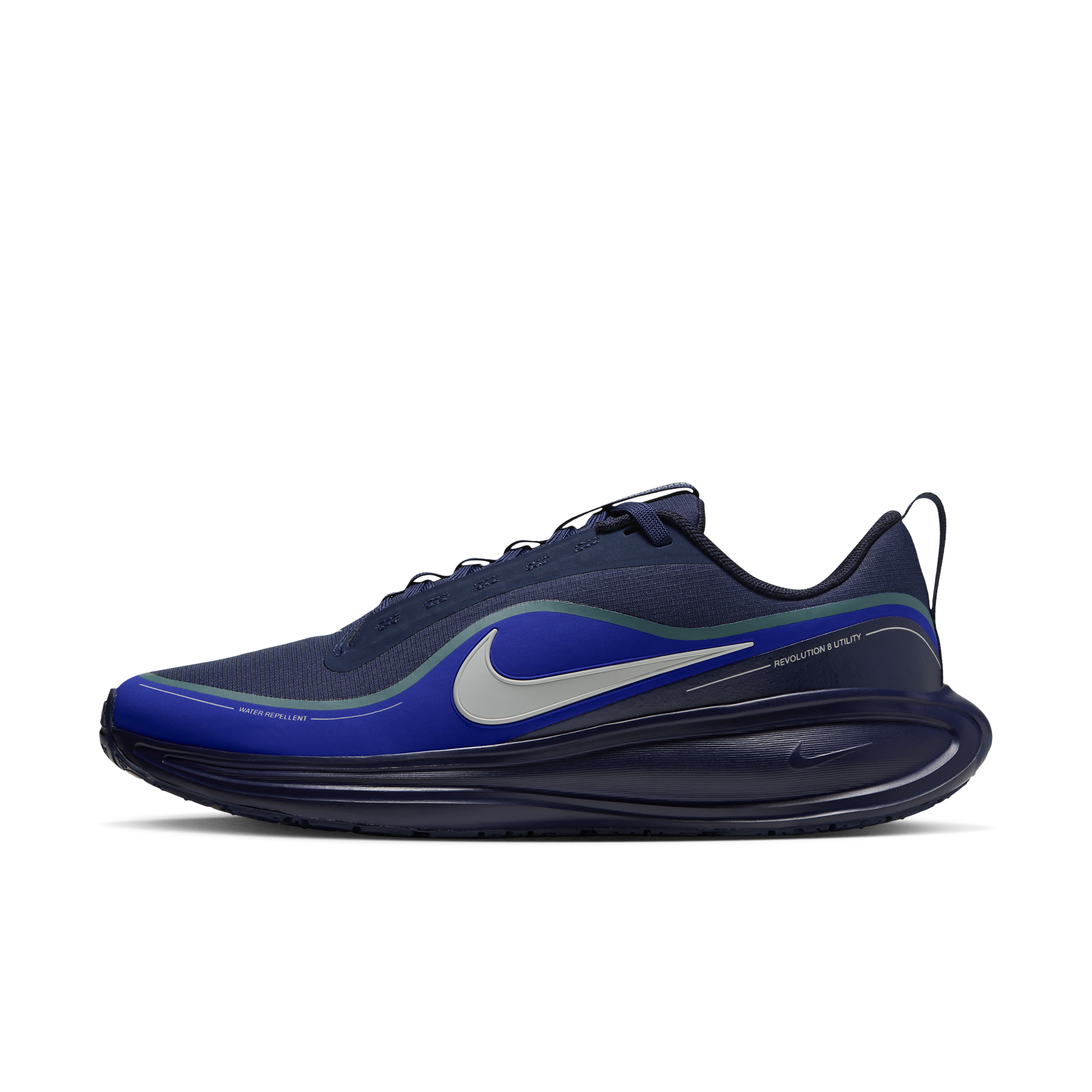 Nike Revolution 8 Utility, vue de côté