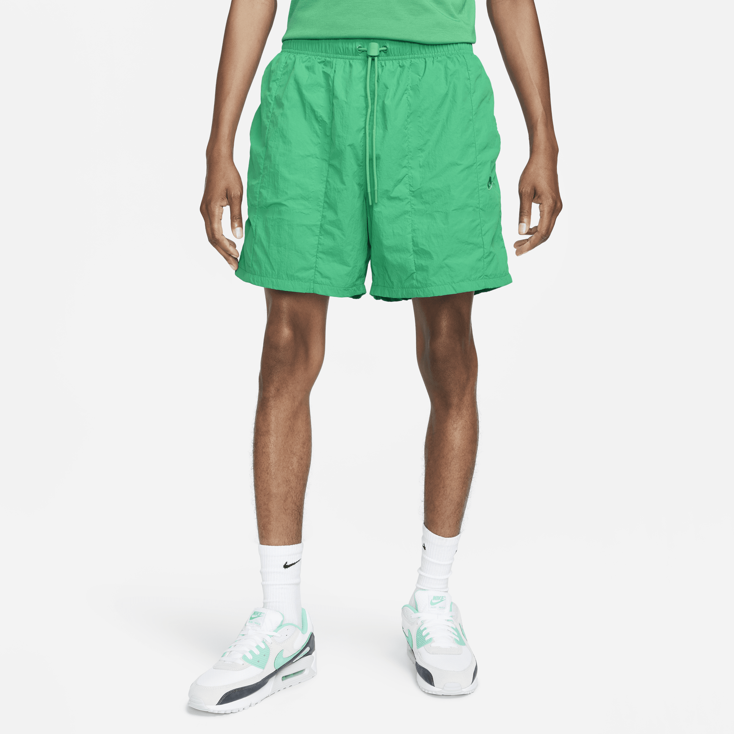 Nike Sportswear Tech Pack-vævede shorts til mænd - grøn