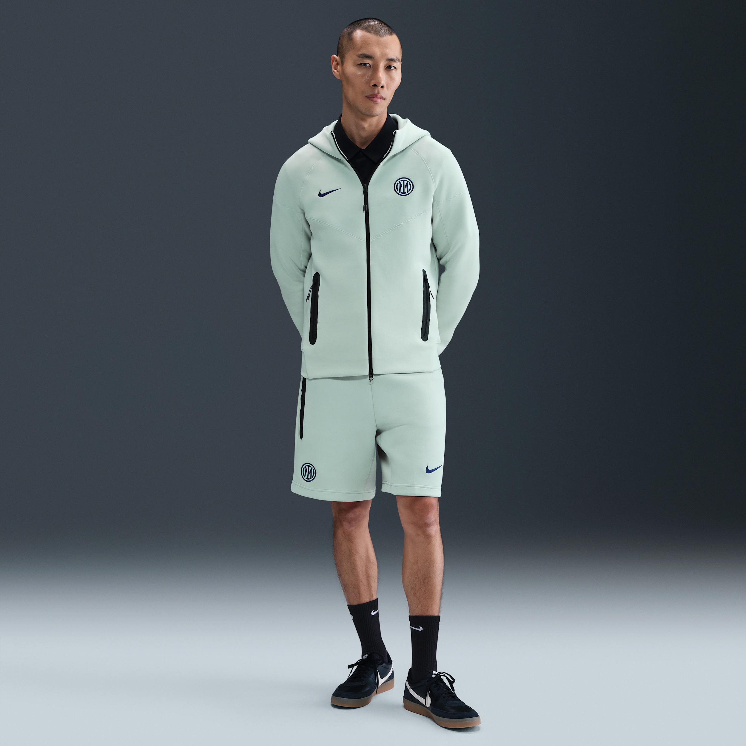 Inter Milan Tech Windrunner Men's Nike Football Full-Zip