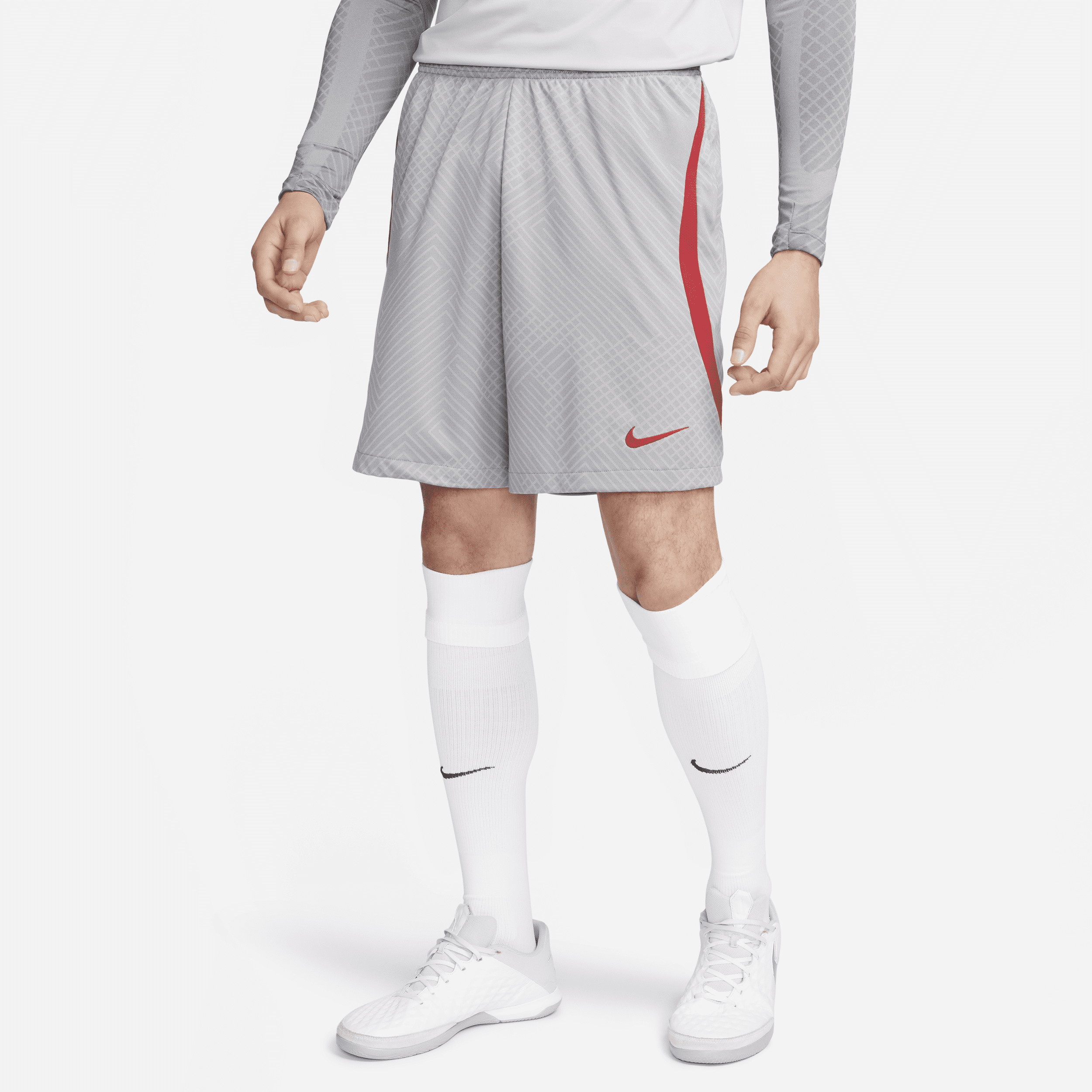 Liverpool Strike Nike Dri-FIT-fodboldshorts til mænd - grå