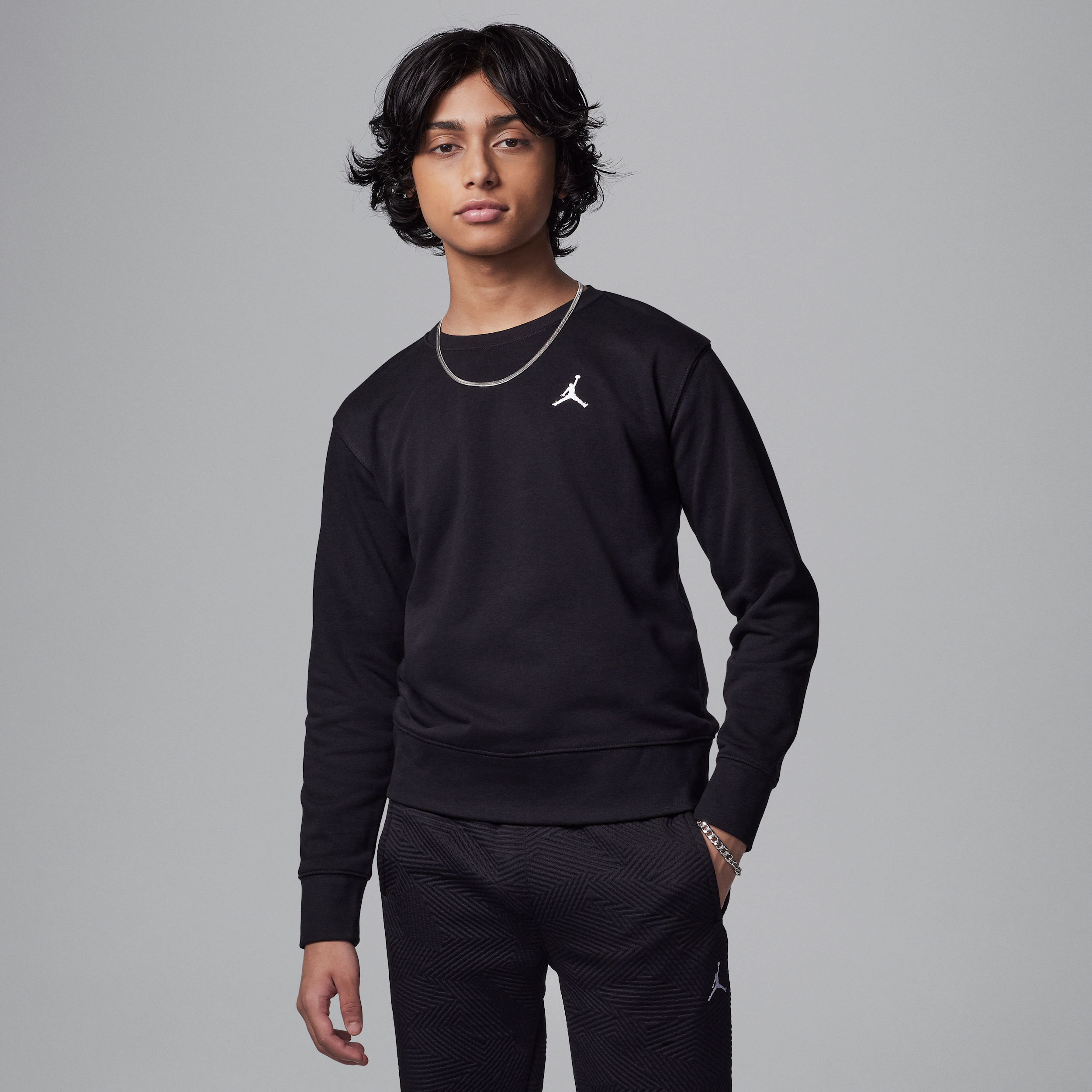 【ナイキ(NIKE)公式ストア】ジョーダン ブルックリン フレンチ テリー エッセンシャル ジュニア クルー HQ7274-010 ブラック 【ナイキ(NIKE)公式ストア】ジョーダン ブルックリン フレンチ テリー エッセンシャル ジュニア クルー HQ7274-010 ブラック
