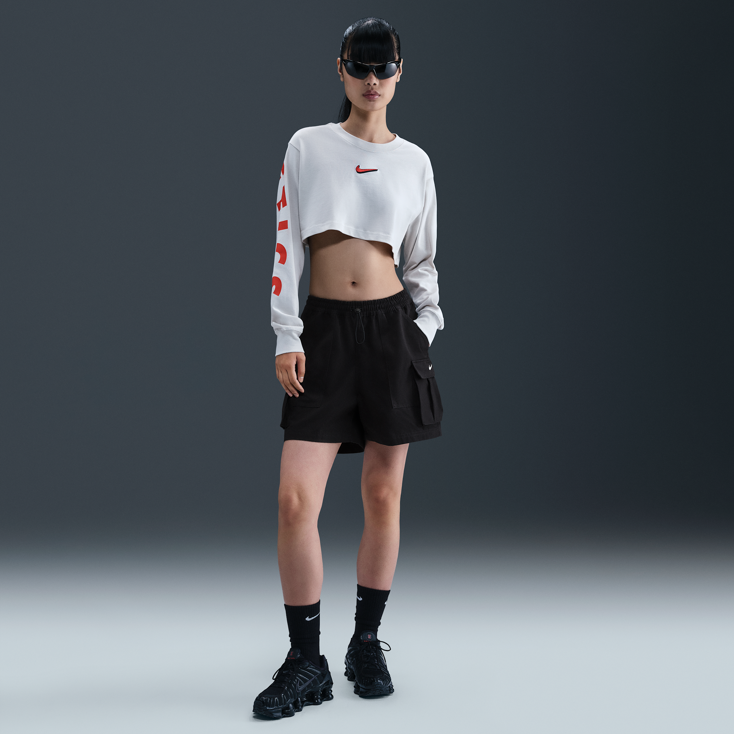 【ナイキ(NIKE)公式ストア】ナイキ スポーツウェア ウィメンズ ミッドライズ ルーズ 13cm カーゴ ショートパンツ HV2619-010 ブラック 【ナイキ(NIKE)公式ストア】ナイキ スポーツウェア ウィメンズ ミッドライズ ルーズ 13cm カーゴ ショートパンツ HV2619-010 ブラック