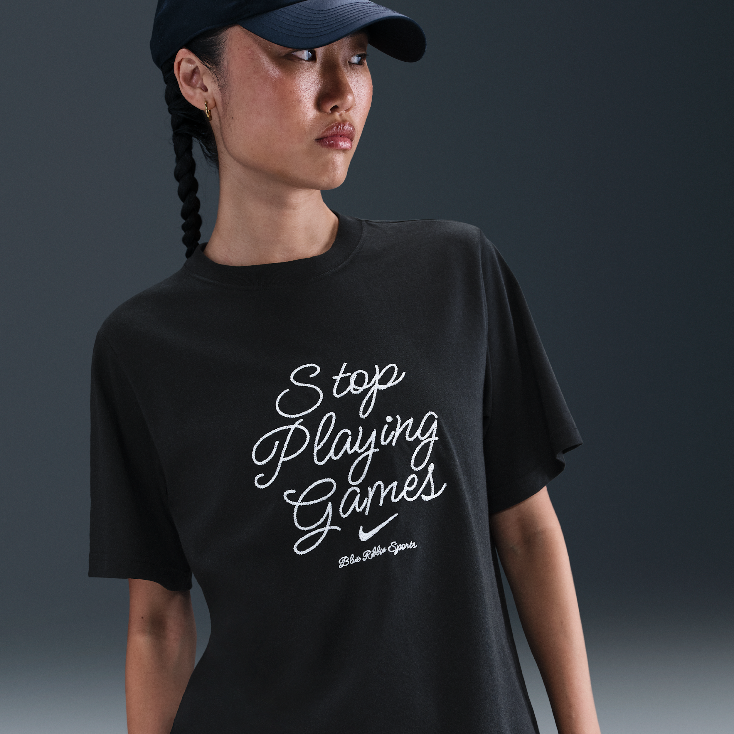 【ナイキ(NIKE)公式ストア】ナイキ スポーツウェア ウィメンズ Tシャツ IH4029-010 ブラック 【ナイキ(NIKE)公式ストア】ナイキ スポーツウェア ウィメンズ Tシャツ IH4029-010 ブラック