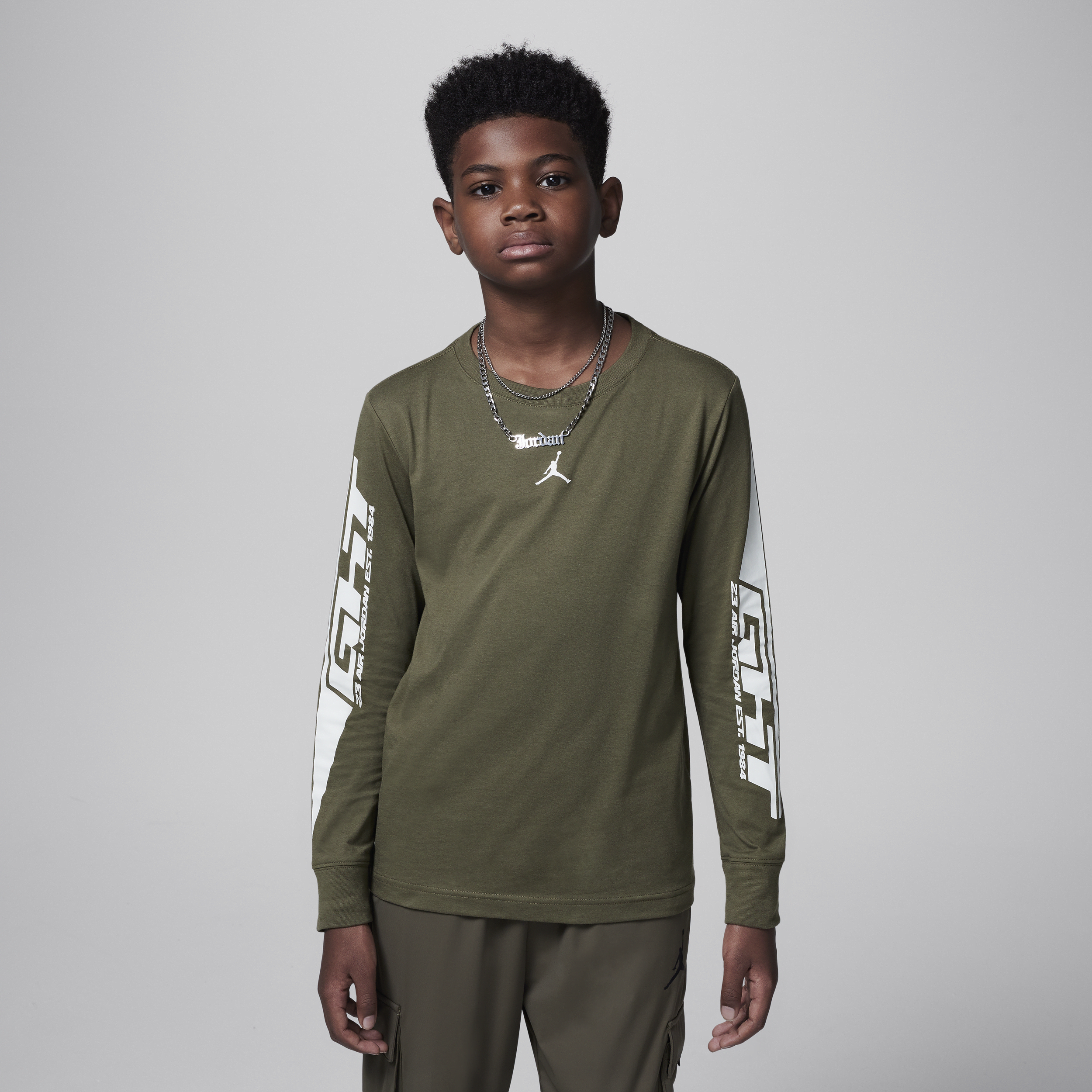 【ナイキ(NIKE)公式ストア】ジョーダン ジュニア MVP フライト ロングスリーブ Tシャツ HV1591-222 グリーン 【ナイキ(NIKE)公式ストア】ジョーダン ジュニア MVP フライト ロングスリーブ Tシャツ HV1591-222 グリーン
