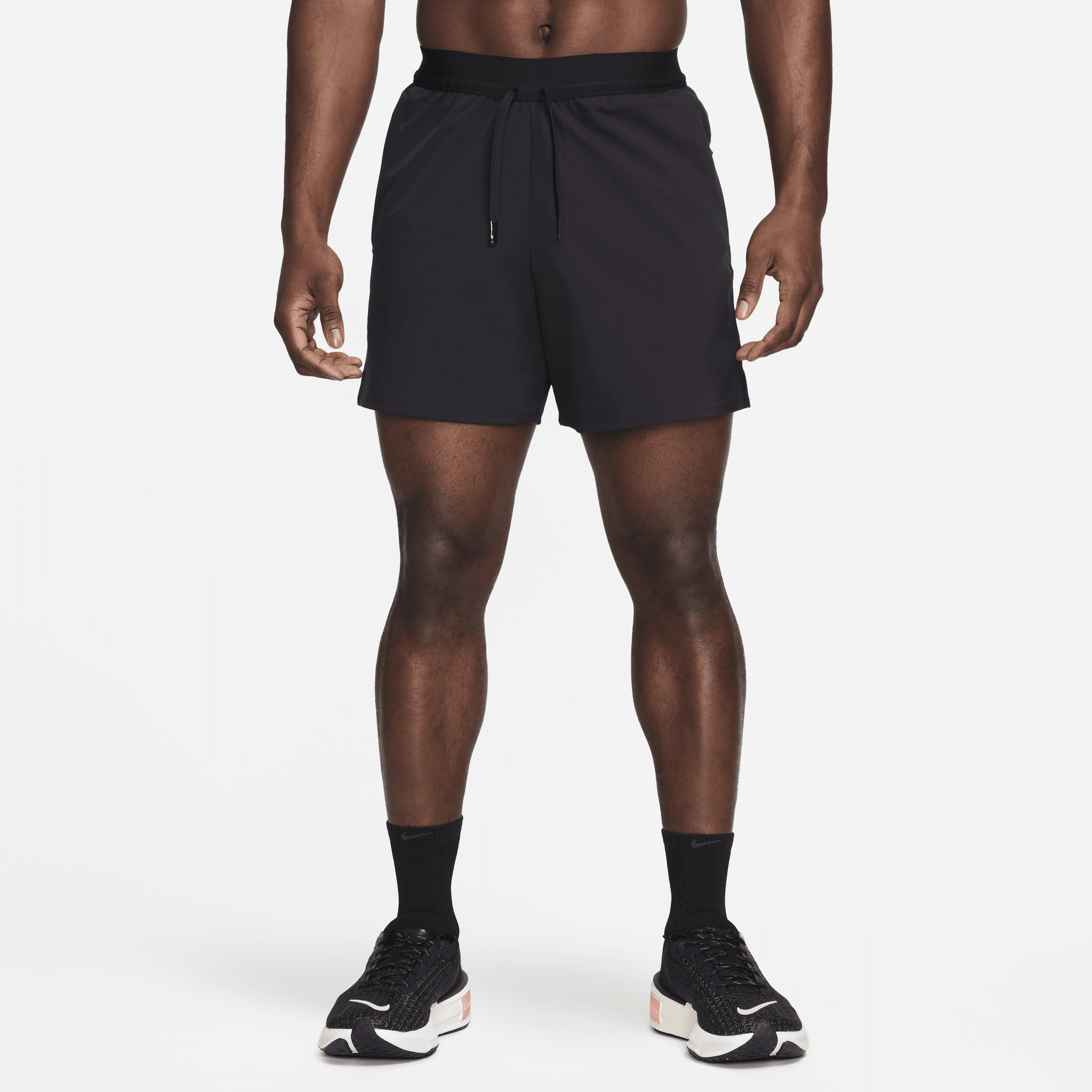 Nike A.P.S. Vendbare Dri-FIT-basketballshorts (15 cm) til mænd - sort