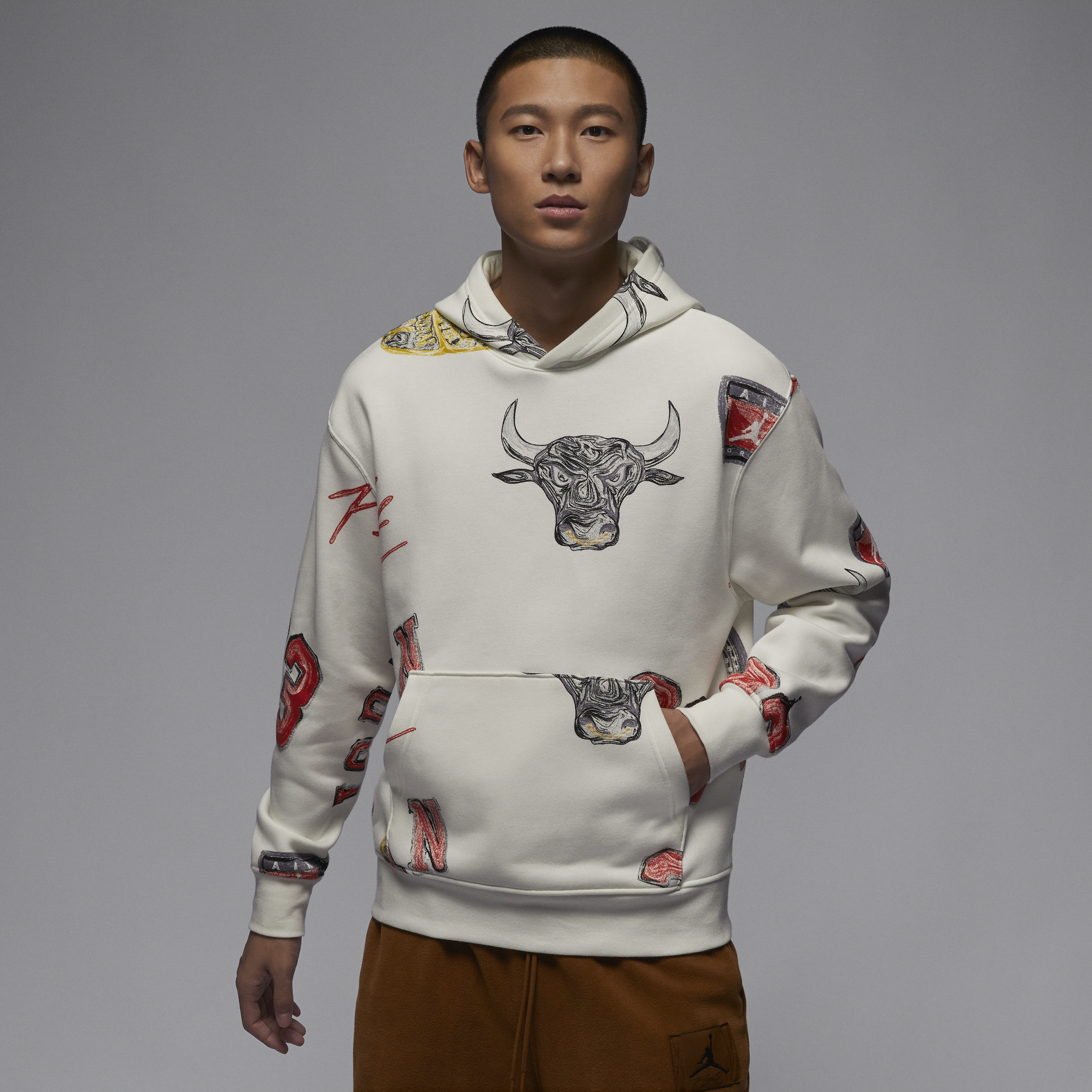 【ナイキ(NIKE)公式ストア】ジョーダン ブルックリン フリース メンズ プルオーバー パーカー FN4546-133 ホワイト 【ナイキ(NIKE)公式ストア】ジョーダン ブルックリン フリース メンズ プルオーバー パーカー FN4546-133 ホワイト