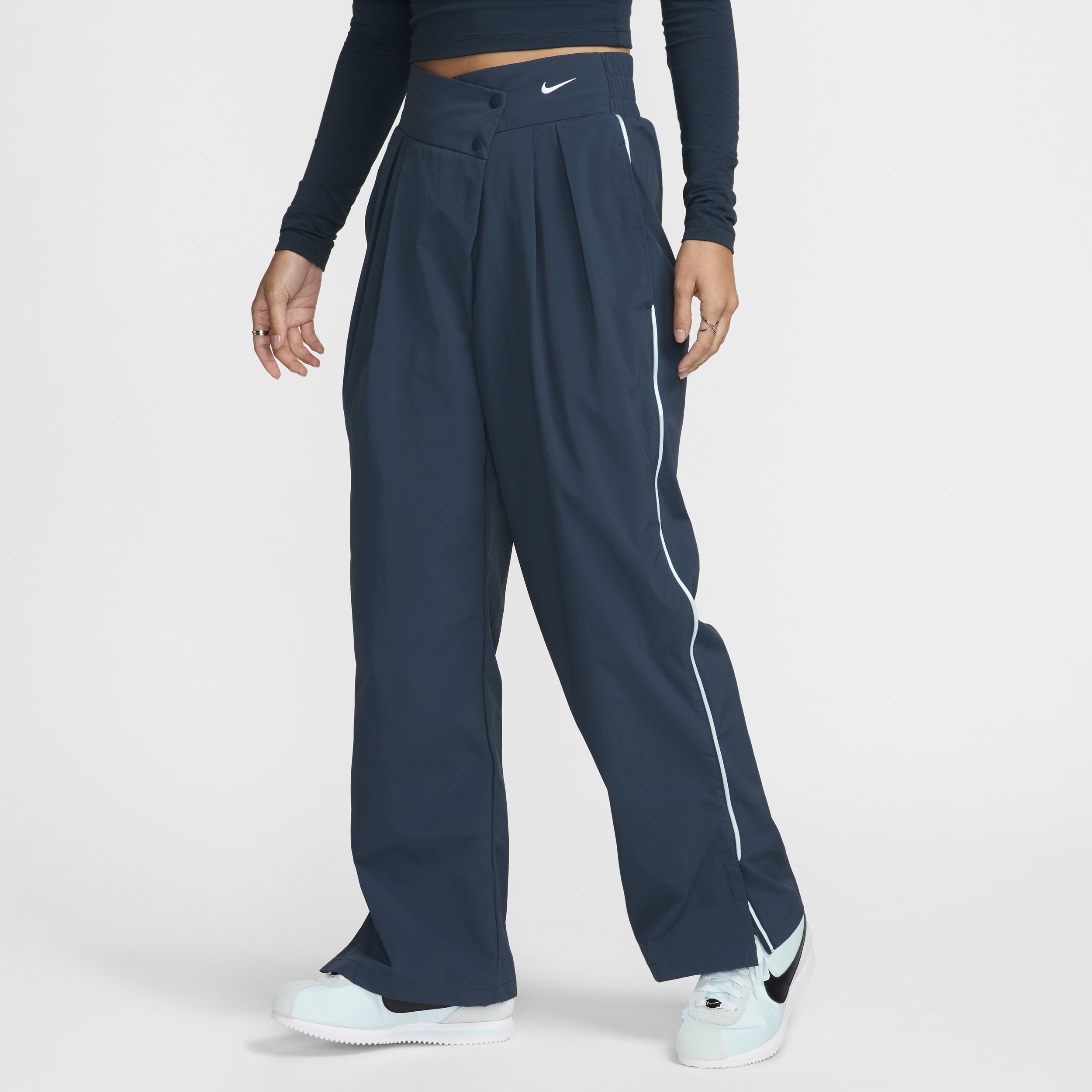 【ナイキ(NIKE)公式ストア】ナイキ スポーツウェア コレクション ウィメンズ ミッドライズ レペル アシンメトリカルウエスト パンツ FV7542-478 ブルー 【ナイキ(NIKE)公式ストア】ナイキ スポーツウェア コレクション ウィメンズ ミッドライズ レペル アシンメトリカルウエスト パンツ FV7542-478 ブルー