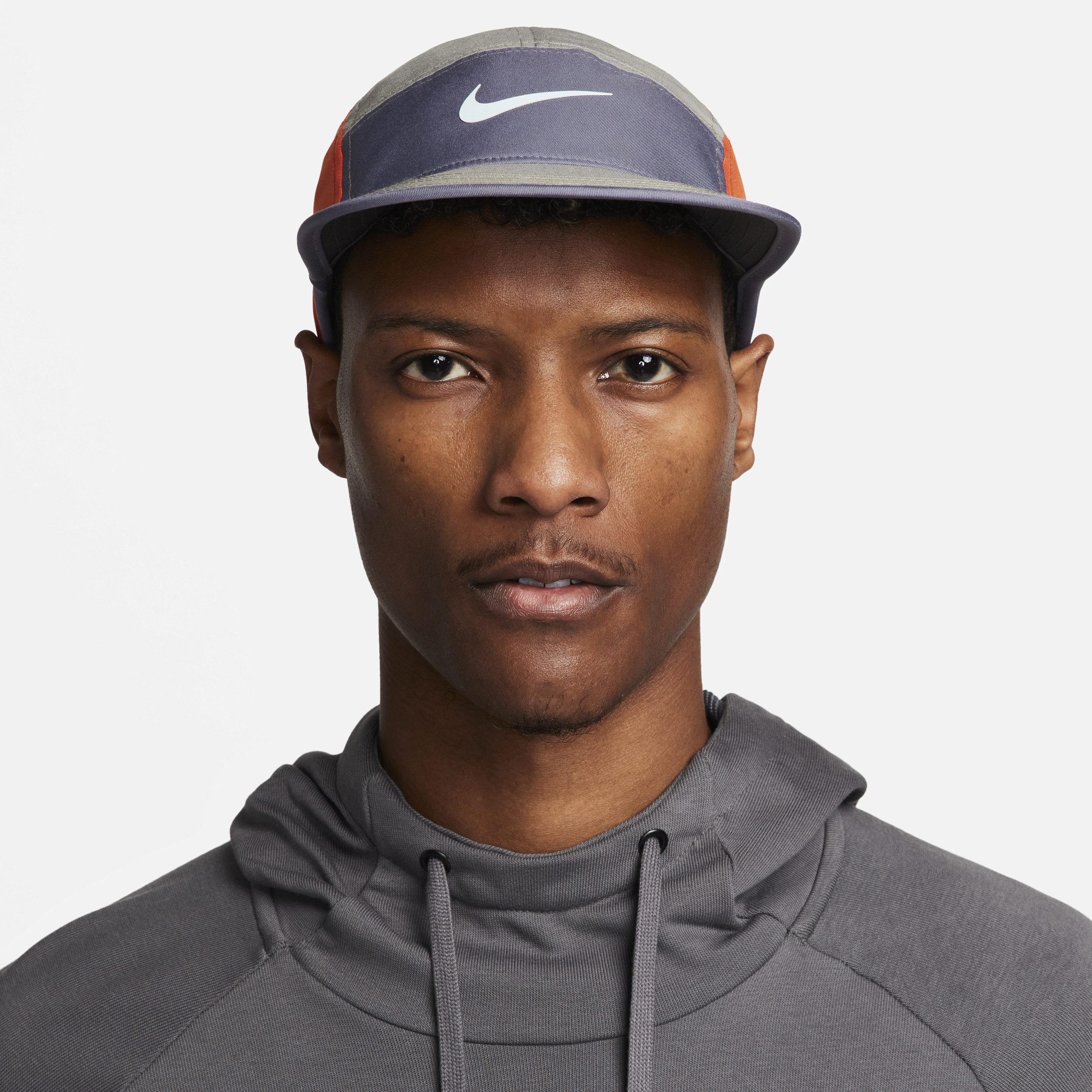 Ustruktureret Nike Dri-FIT Fly-Swoosh-kasket - grå