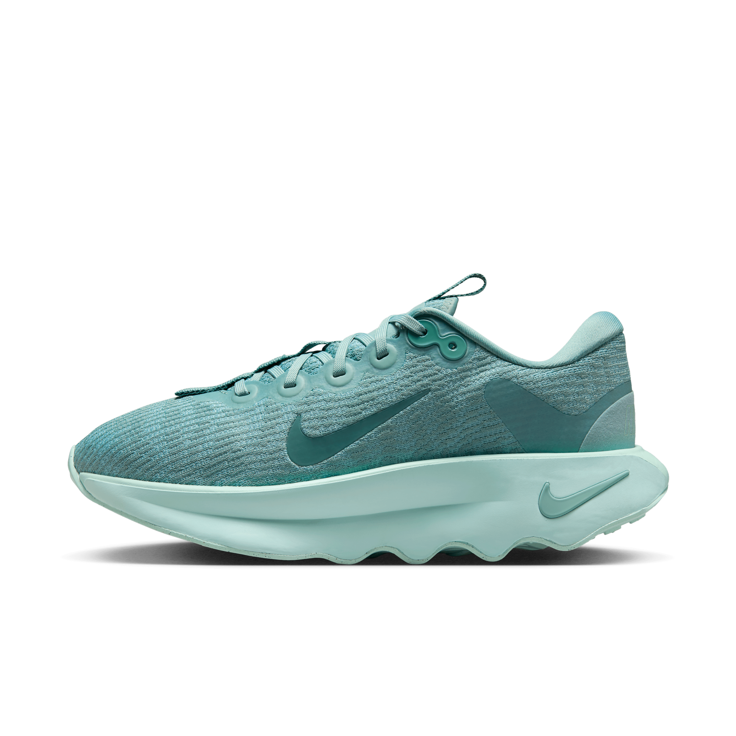 【ナイキ(NIKE)公式ストア】ナイキ モティバ ウィメンズ ウォーキングシューズ DV1238-011 グリーン 【ナイキ(NIKE)公式ストア】ナイキ モティバ ウィメンズ ウォーキングシューズ DV1238-011 グリーン