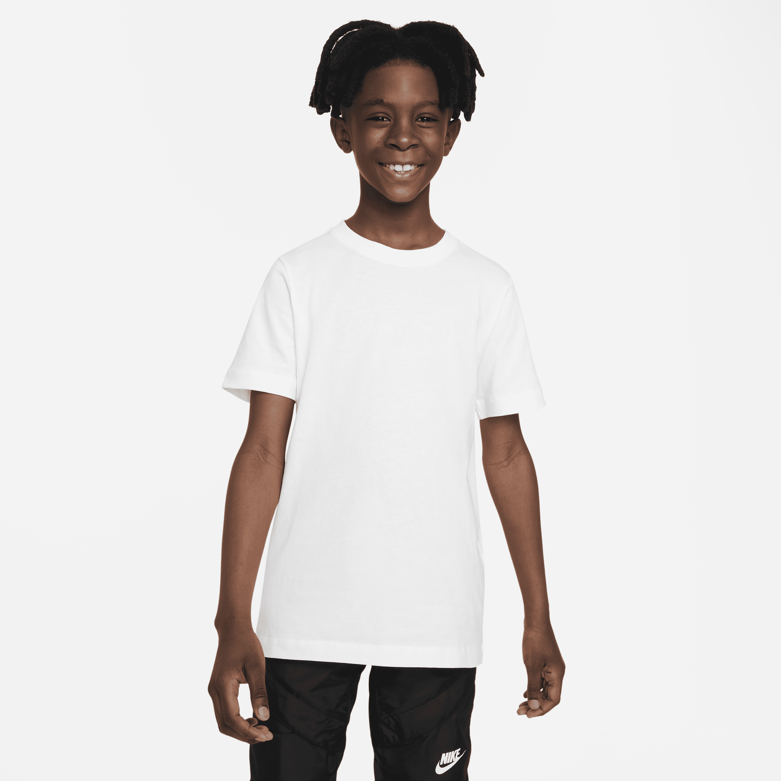 【ナイキ(NIKE)公式ストア】ナイキ ジュニア ショートスリーブ Tシャツ DM6922-100 ホワイト 【ナイキ(NIKE)公式ストア】ナイキ ジュニア ショートスリーブ Tシャツ DM6922-100 ホワイト