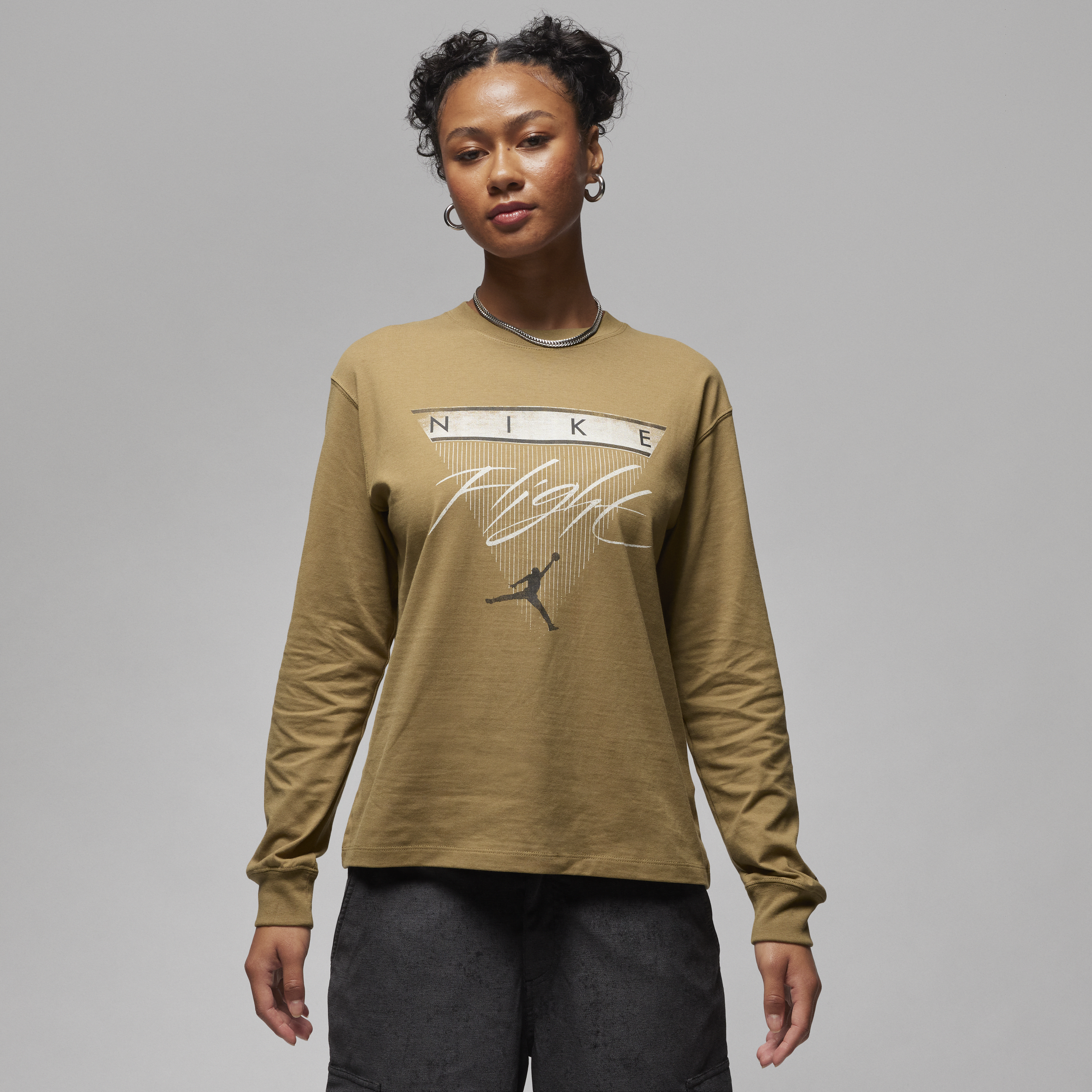 Nike Langærmet Jordan-T-shirt med grafik til kvinder - brun
