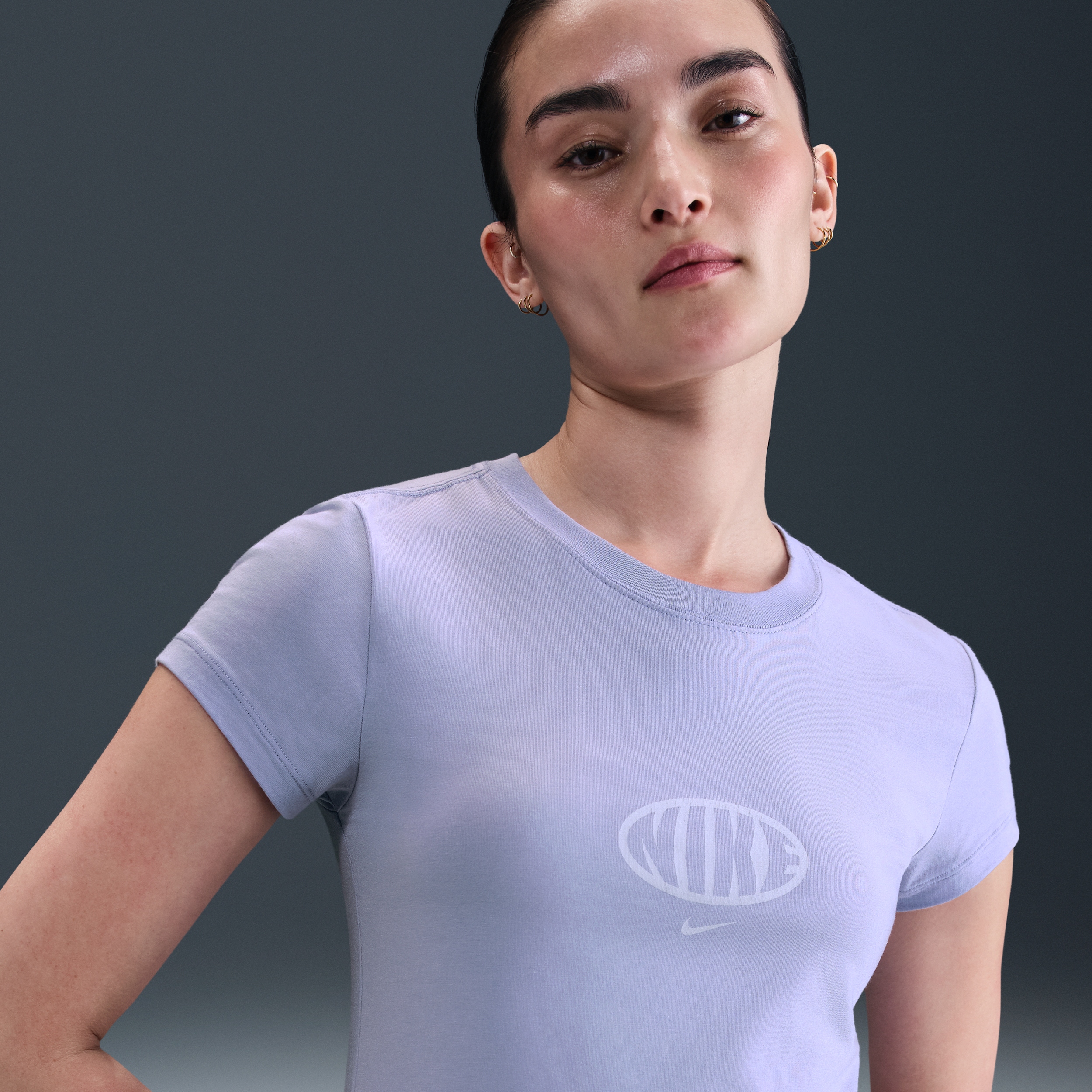 【ナイキ(NIKE)公式ストア】ナイキ スポーツウェア チル ニット ウィメンズ Tシャツ IB7567-599 パープル 【ナイキ(NIKE)公式ストア】ナイキ スポーツウェア チル ニット ウィメンズ Tシャツ IB7567-599 パープル