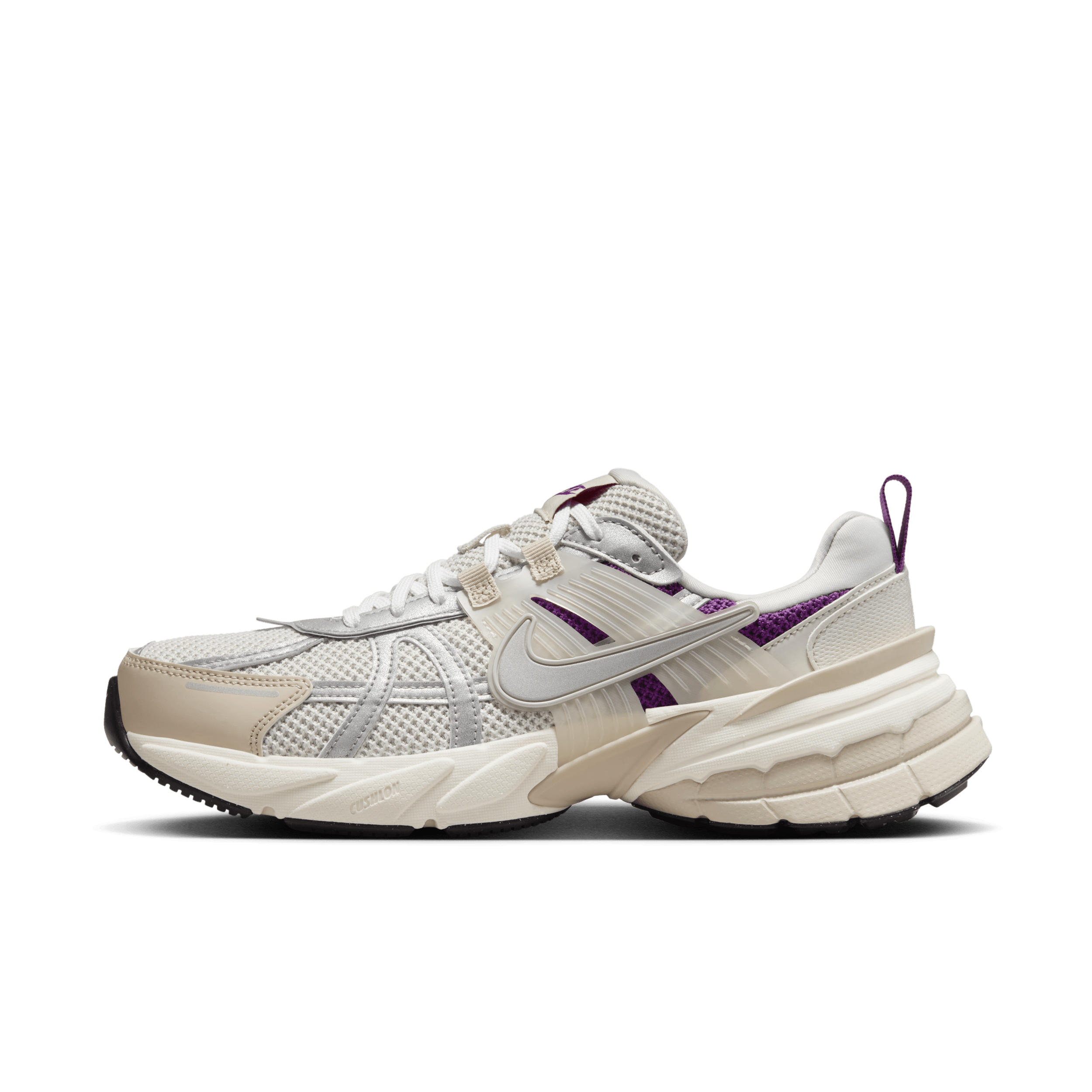 【ナイキ(NIKE)公式ストア】ナイキ V2K ラン プレミアム ウィメンズシューズ HF4305-072 グレー 【ナイキ(NIKE)公式ストア】ナイキ V2K ラン プレミアム ウィメンズシューズ HF4305-072 グレー