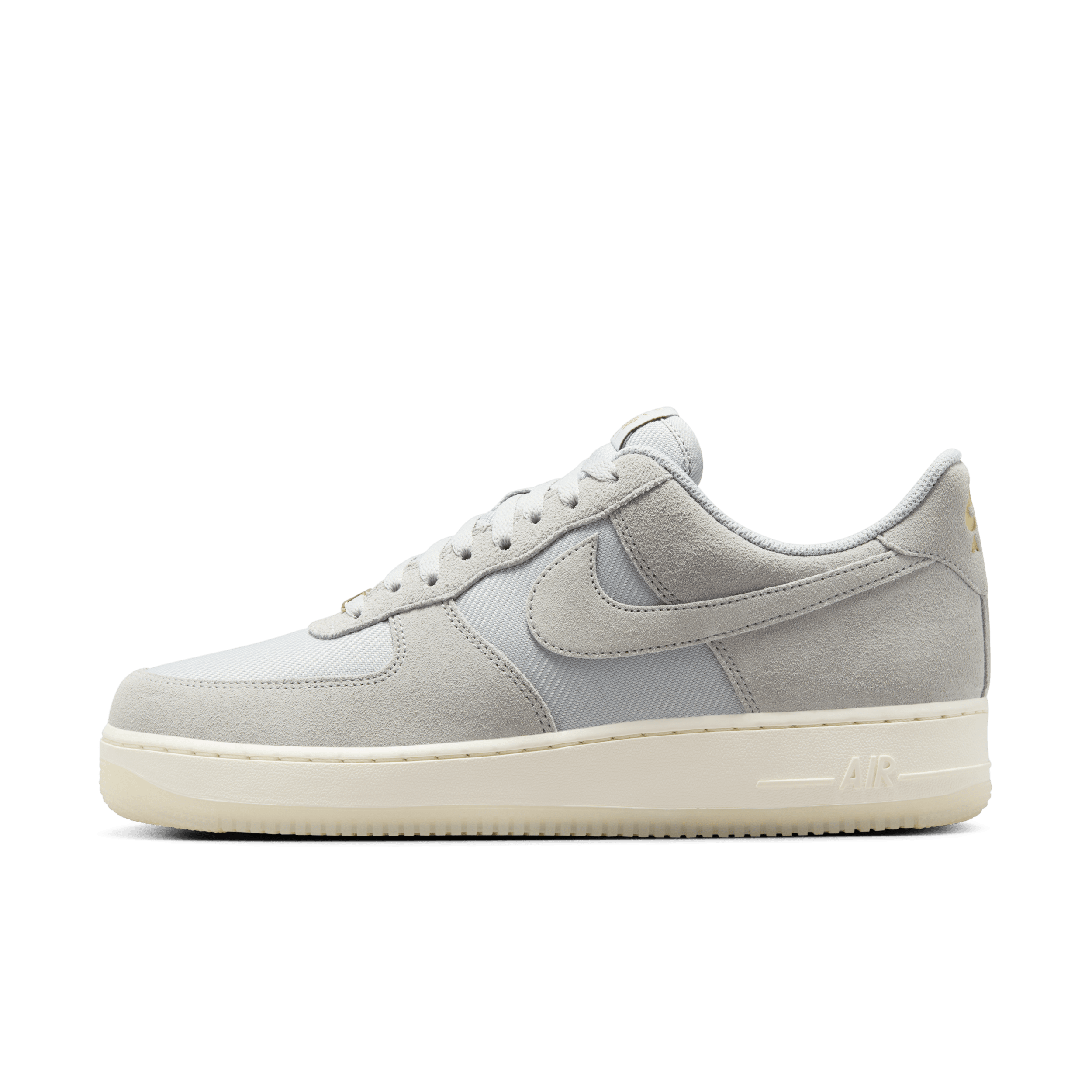 【ナイキ(NIKE)公式ストア】ナイキ エア フォース 1 '07 LV8 メンズシューズ FZ5222-001 グレー 【ナイキ(NIKE)公式ストア】ナイキ エア フォース 1 '07 LV8 メンズシューズ FZ5222-001 グレー