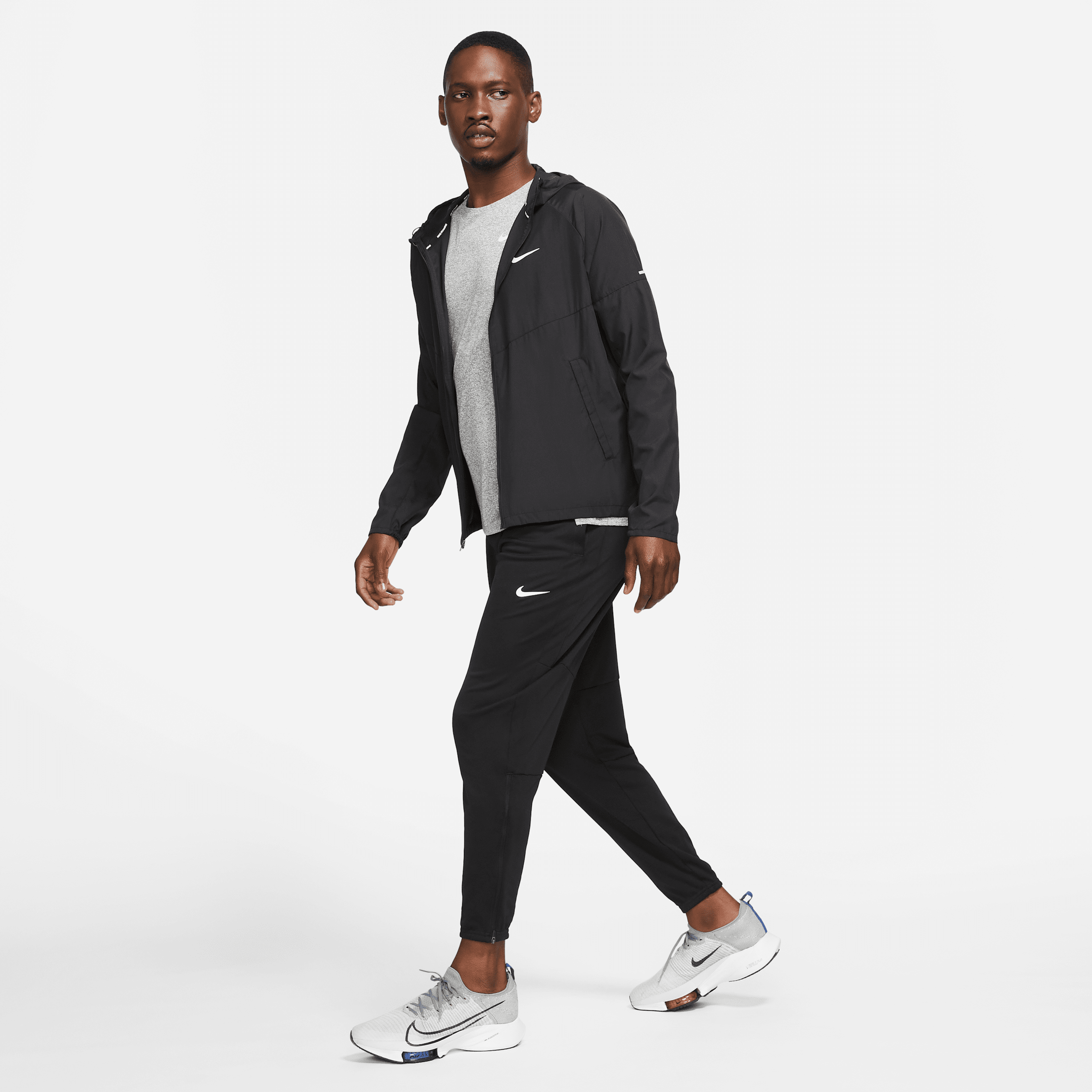 Nike Miler Men's Repel Running Jacket product image