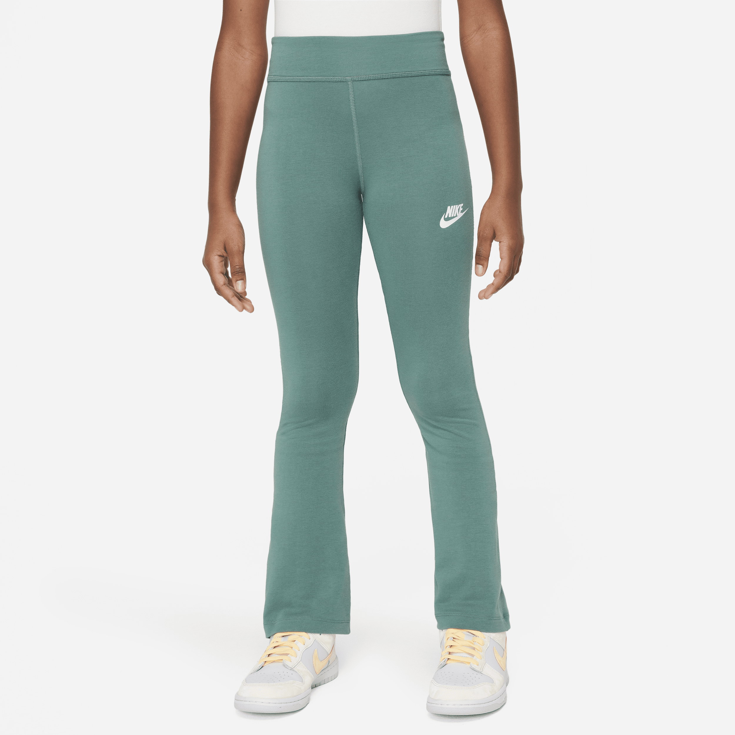 Nike Sportswear Favorites-leggings med vide ben til større børn (piger) - grøn