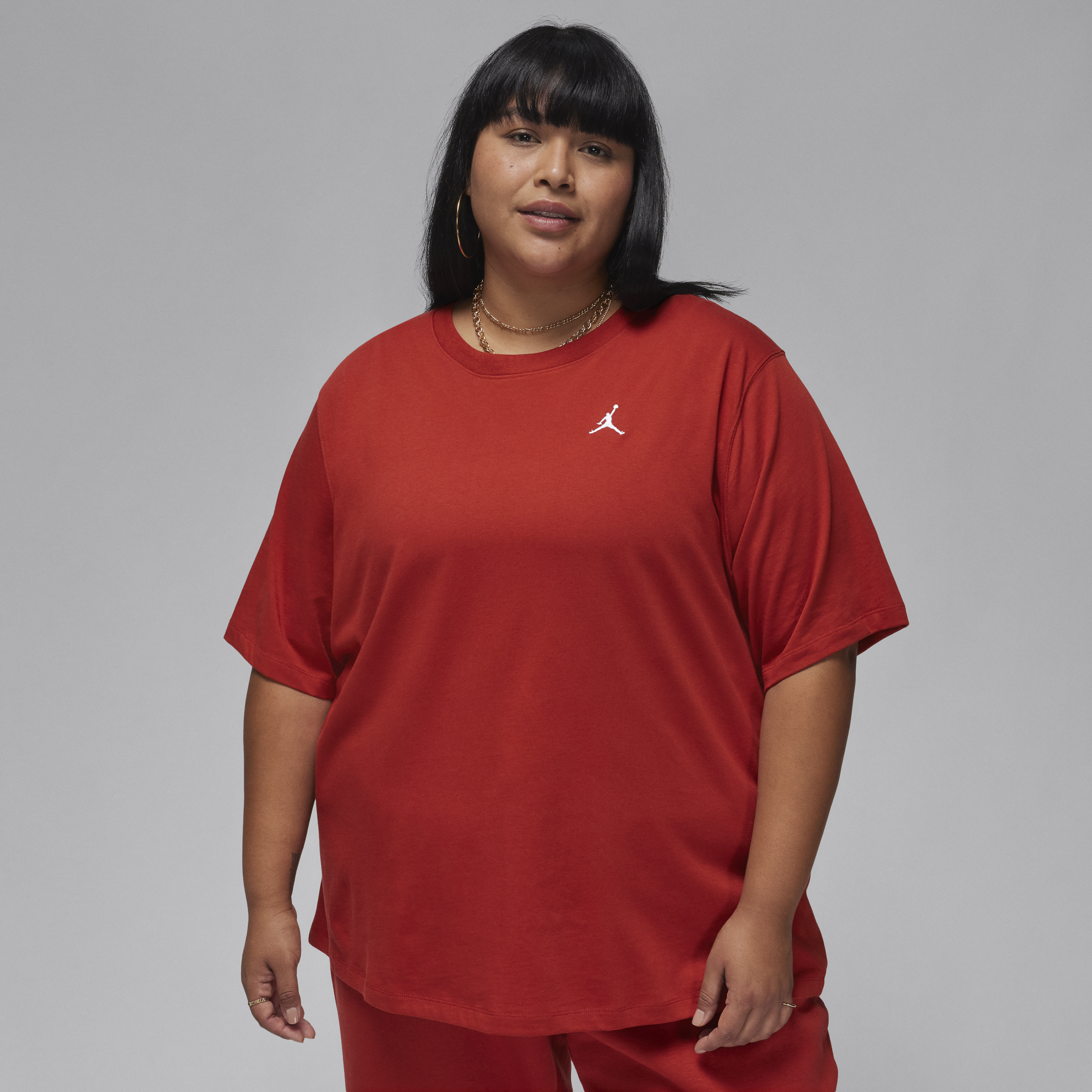 Jordan Essentials-kæreste-T-shirt til kvinder (plus size) - rød
