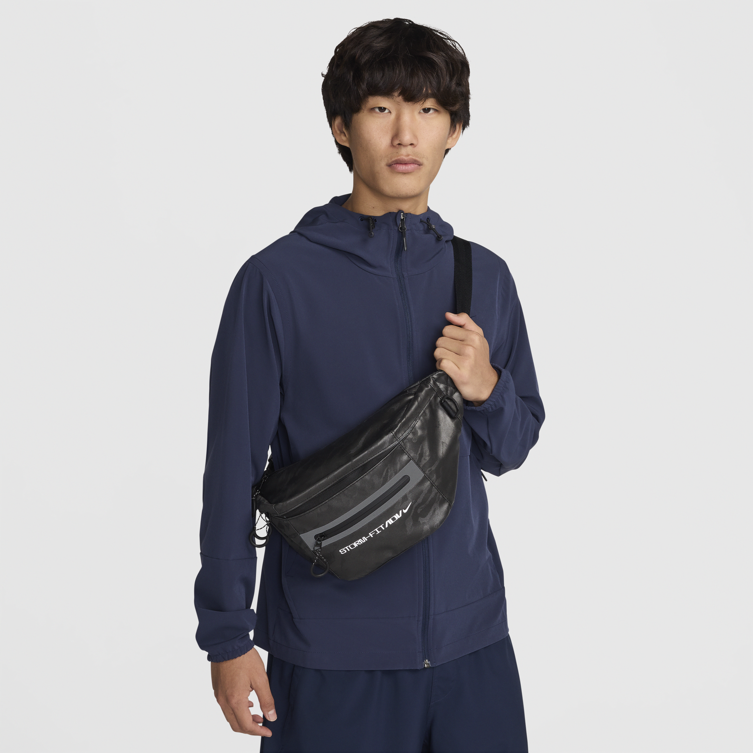 【ナイキ(NIKE)公式ストア】ナイキ エレメンタル プロ Storm-FIT ADV クロスボディ バッグ (6L) FZ6370-010 ブラック 【ナイキ(NIKE)公式ストア】ナイキ エレメンタル プロ Storm-FIT ADV クロスボディ バッグ (6L) FZ6370-010 ブラック