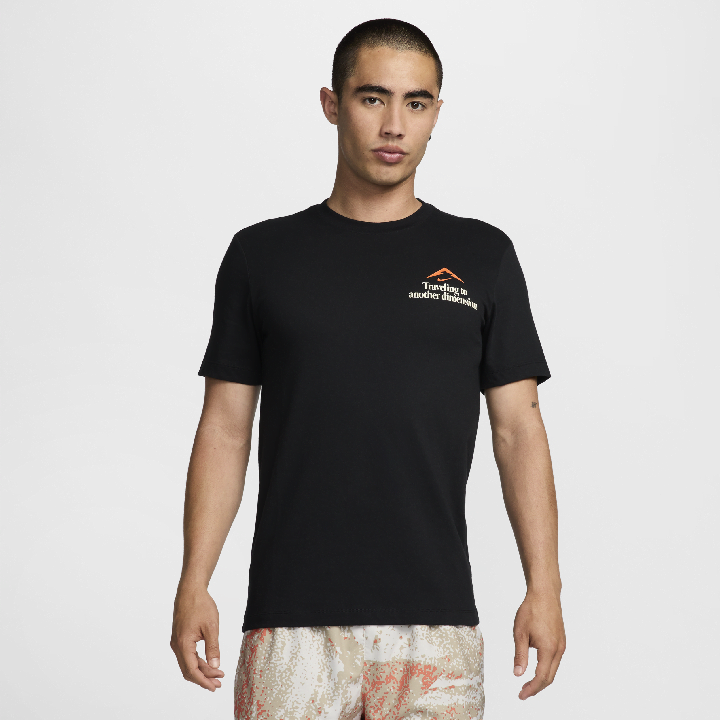 【ナイキ(NIKE)公式ストア】ナイキ Dri-FIT メンズ ランニング Tシャツ FJ2355-010 ブラック 【ナイキ(NIKE)公式ストア】ナイキ Dri-FIT メンズ ランニング Tシャツ FJ2355-010 ブラック