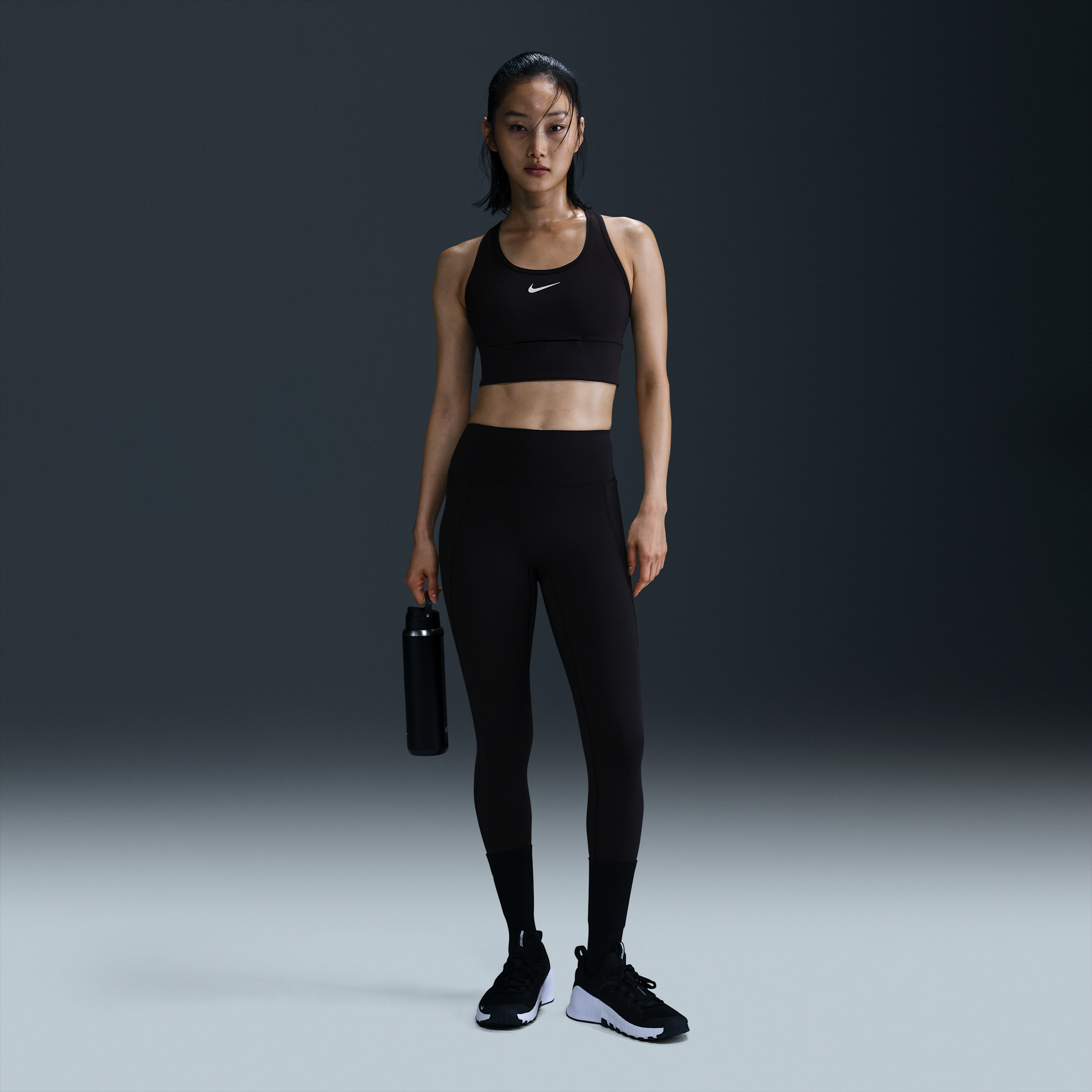 【ナイキ(NIKE)公式ストア】ナイキ ユニバーサ ウィメンズ ミディアムサポート ハイウエスト フルレングス レギンス ポケット付き HQ6811-010 ブラック 【ナイキ(NIKE)公式ストア】ナイキ ユニバーサ ウィメンズ ミディアムサポート ハイウエスト フルレングス レギンス ポケット付き HQ6811-010 ブラック