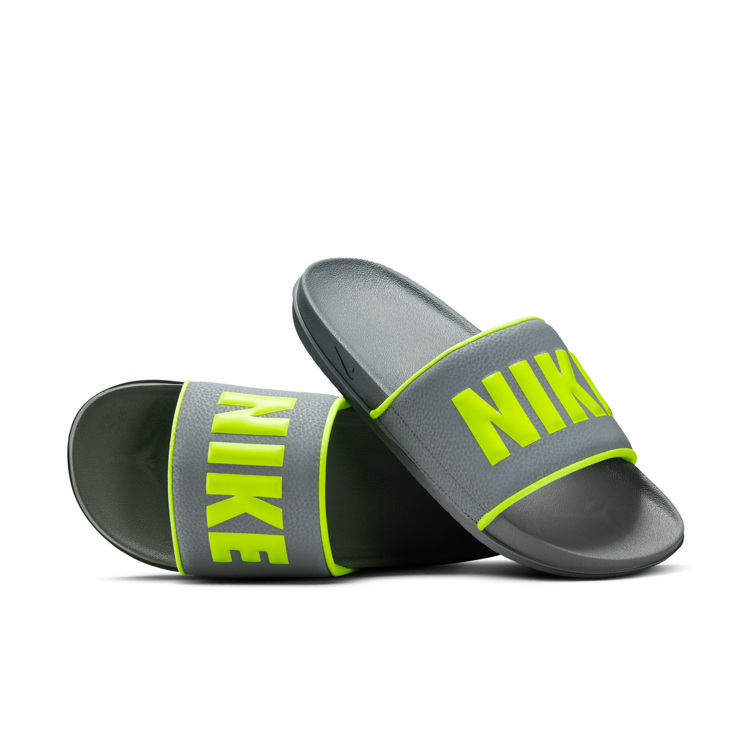 【ナイキ(NIKE)公式ストア】ナイキ オフコート メンズスライド BQ4639-025 グレー 【ナイキ(NIKE)公式ストア】ナイキ オフコート メンズスライド BQ4639-025 グレー