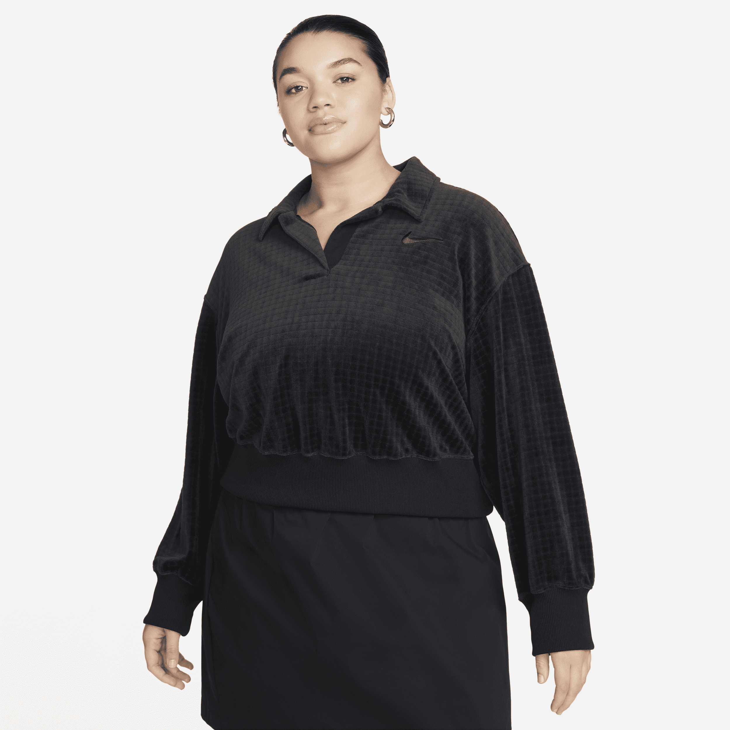 Nike Sportswear-velourpolo til kvinder (plus size) - sort