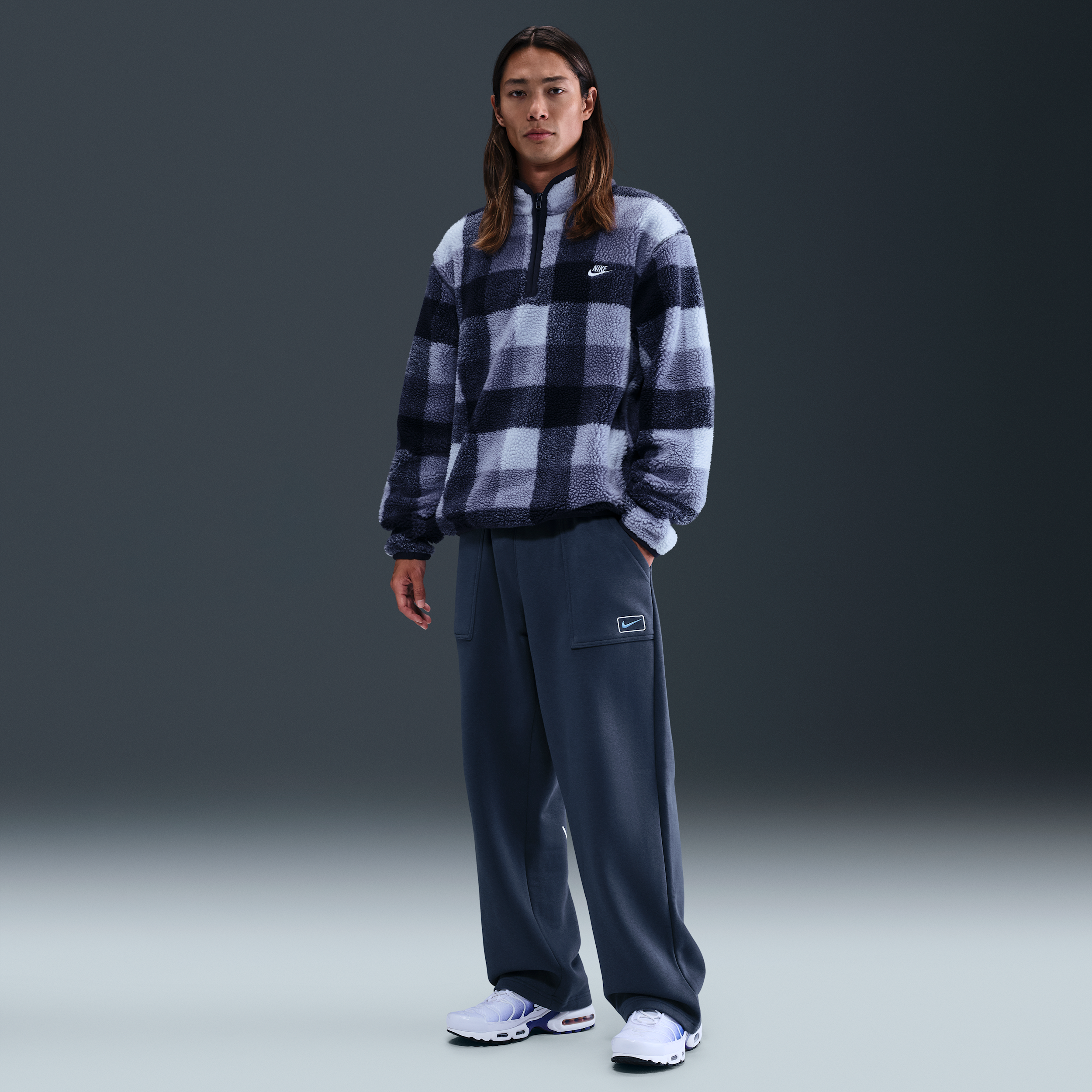 【ナイキ(NIKE)公式ストア】ナイキ スポーツウェア メンズ オープンヘム グラフィック フリース パンツ IQ6732-437 ブルー 【ナイキ(NIKE)公式ストア】ナイキ スポーツウェア メンズ オープンヘム グラフィック フリース パンツ IQ6732-437 ブルー
