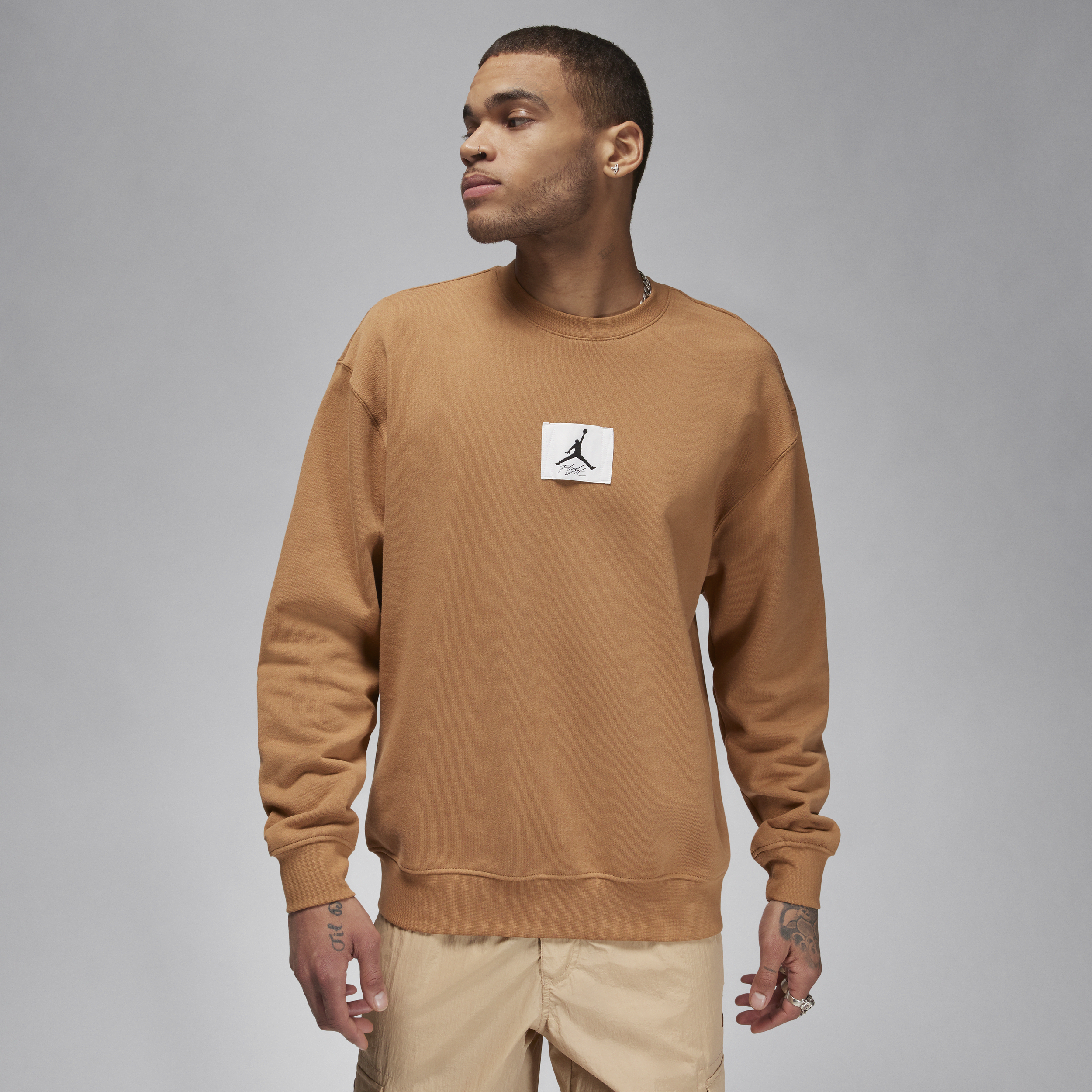 Jordan Essentials-sweatshirt i fleece med rund hals til mænd - brun