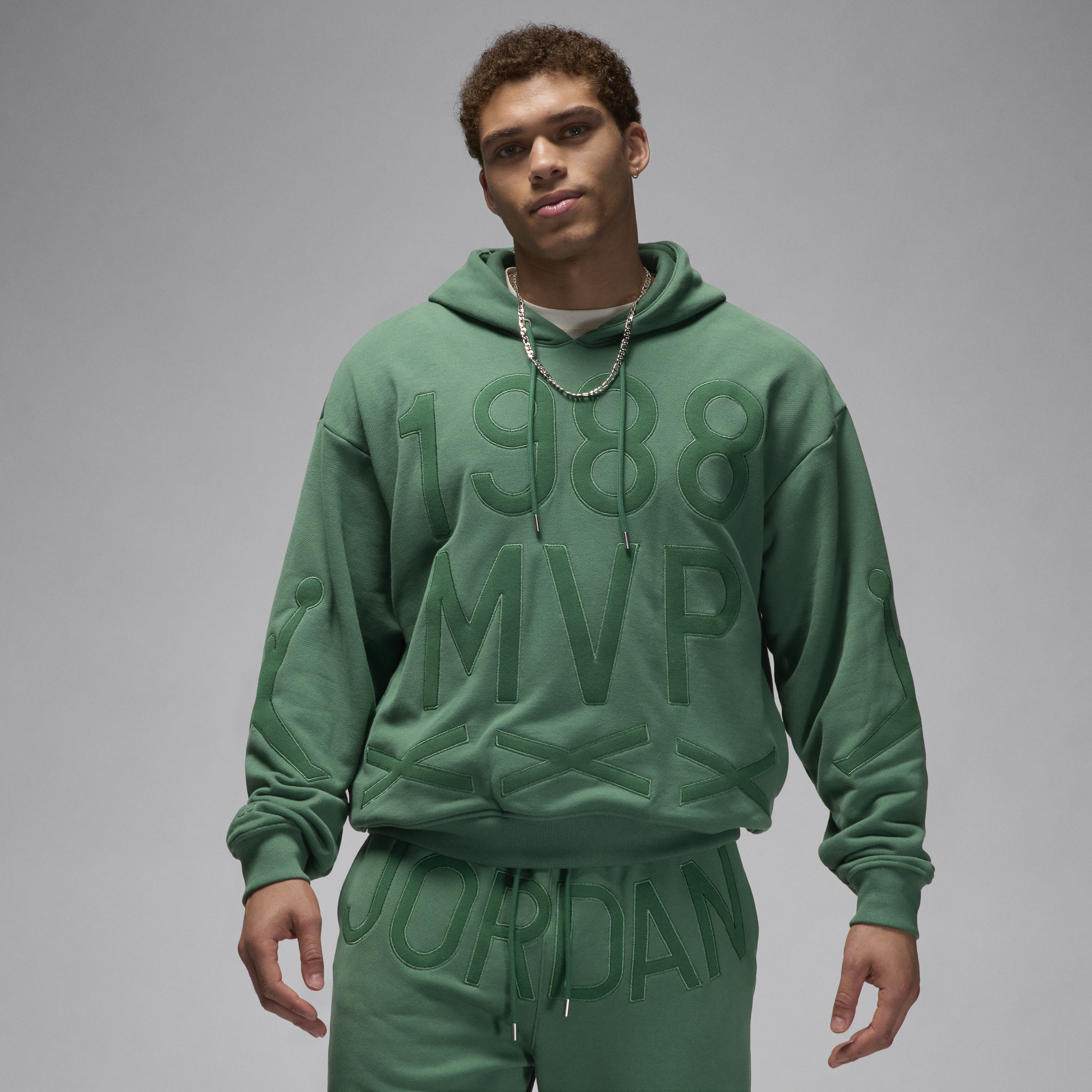 【ナイキ(NIKE)公式ストア】ジョーダン x ニーナ シャネル アブニー フリース パーカー FZ7514-398 グリーン 【ナイキ(NIKE)公式ストア】ジョーダン x ニーナ シャネル アブニー フリース パーカー FZ7514-398 グリーン