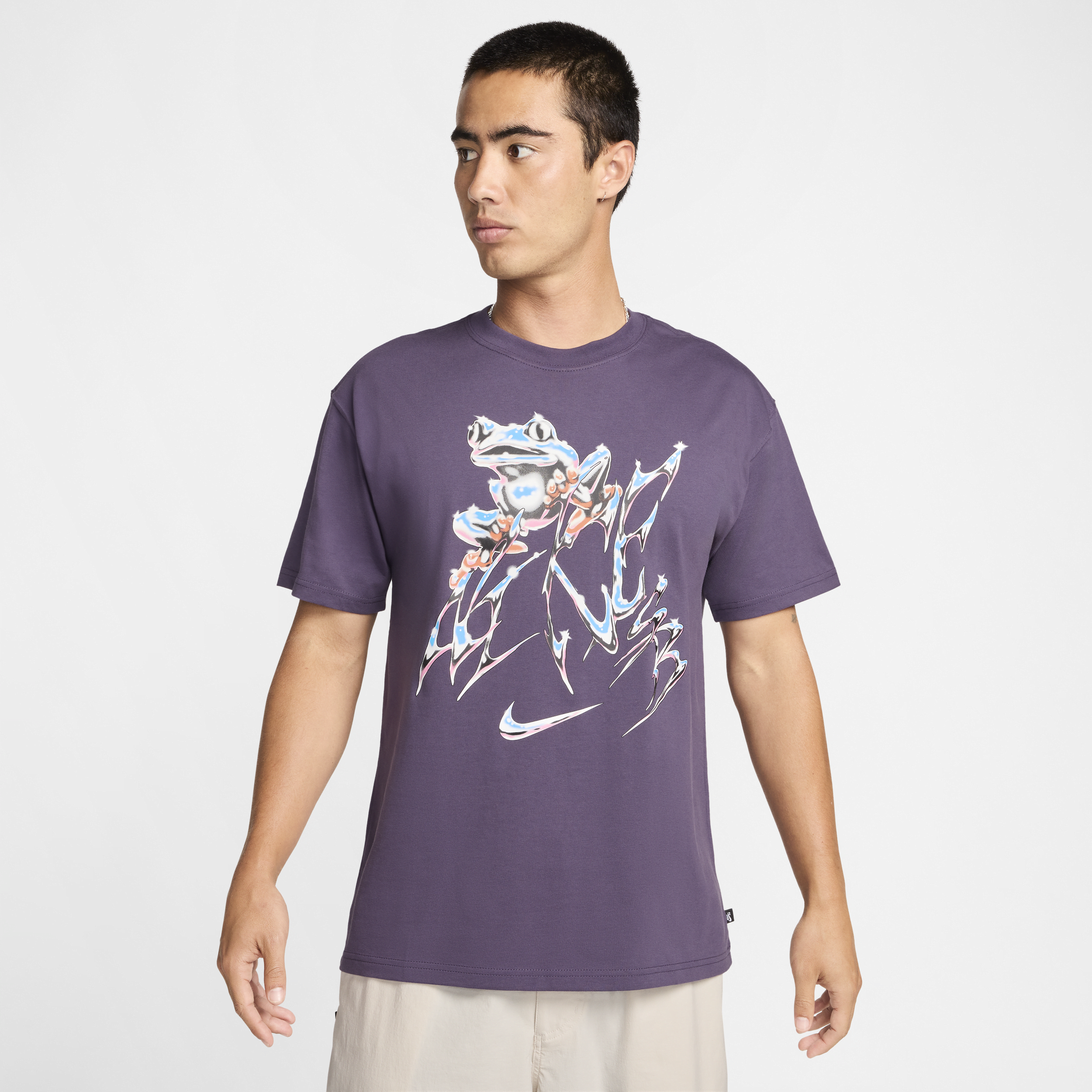 【ナイキ(NIKE)公式ストア】ナイキ SB M90 スケートボード Tシャツ FZ5286-573 パープル 【ナイキ(NIKE)公式ストア】ナイキ SB M90 スケートボード Tシャツ FZ5286-573 パープル