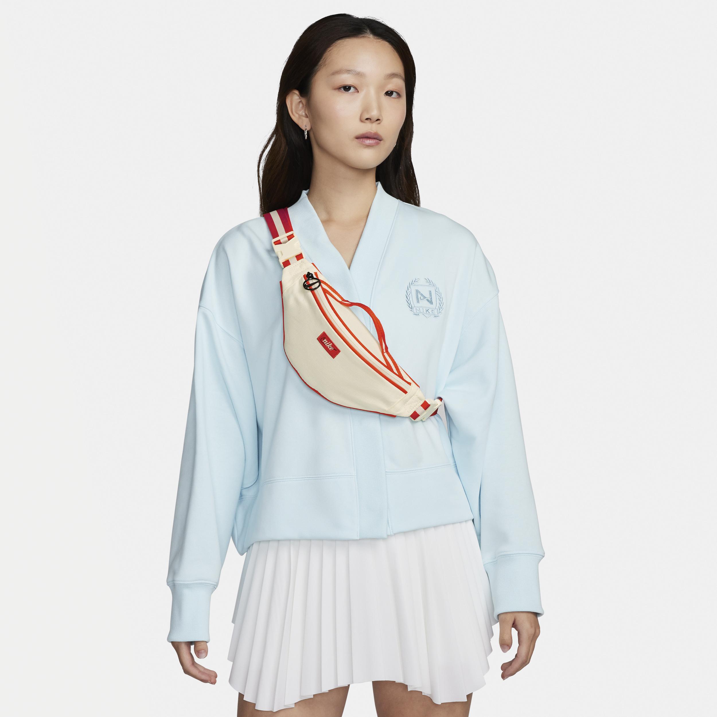 【ナイキ(NIKE)公式ストア】ナイキ ヘリテージ レトロ ファニー パック (スモール、1L) DR6266-113 ホワイト 【ナイキ(NIKE)公式ストア】ナイキ ヘリテージ レトロ ファニー パック (スモール、1L) DR6266-113 ホワイト