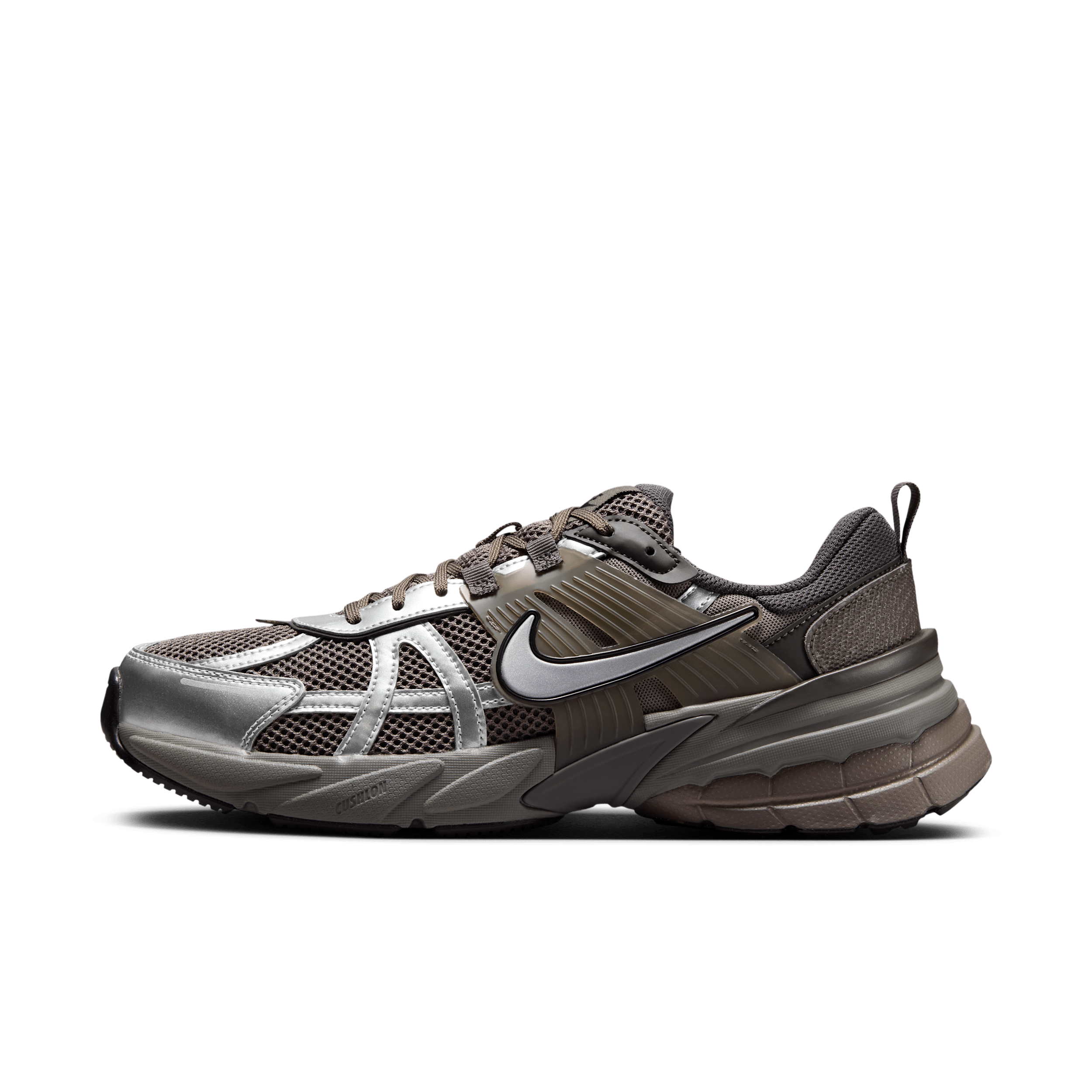 【ナイキ(NIKE)公式ストア】ナイキ V2K ラン メンズシューズ HQ1678-200 グレー 【ナイキ(NIKE)公式ストア】ナイキ V2K ラン メンズシューズ HQ1678-200 グレー
