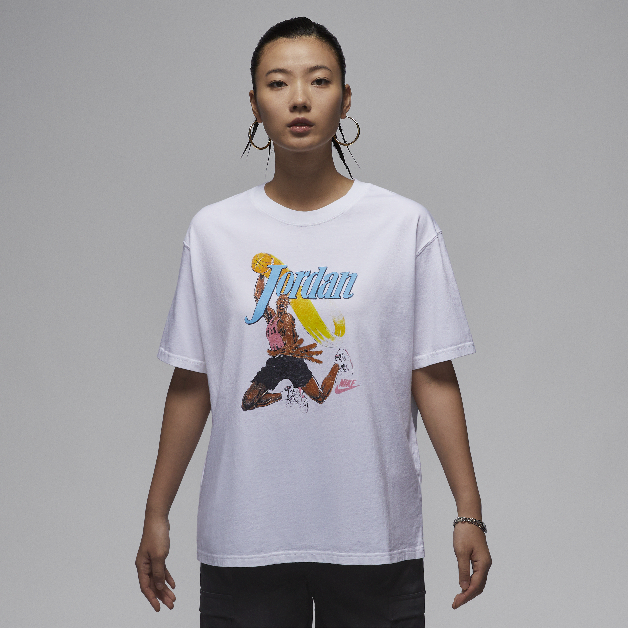 【ナイキ(NIKE)公式ストア】ジョーダン ウィメンズ グラフィック ガールフレンド Tシャツ FV7123-100 ホワイト 【ナイキ(NIKE)公式ストア】ジョーダン ウィメンズ グラフィック ガールフレンド Tシャツ FV7123-100 ホワイト