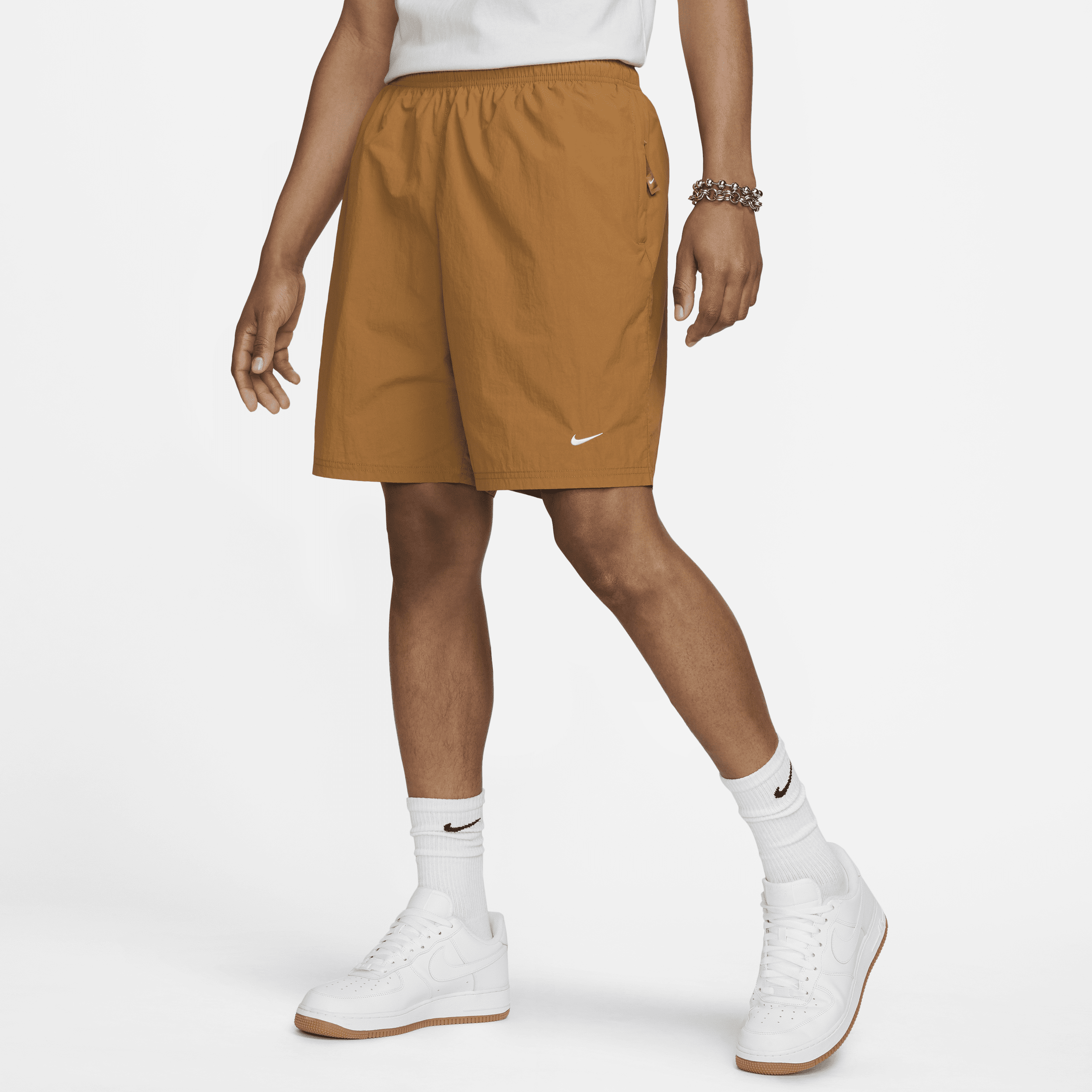 Vævede Nike Solo Swoosh-shorts til mænd - brun