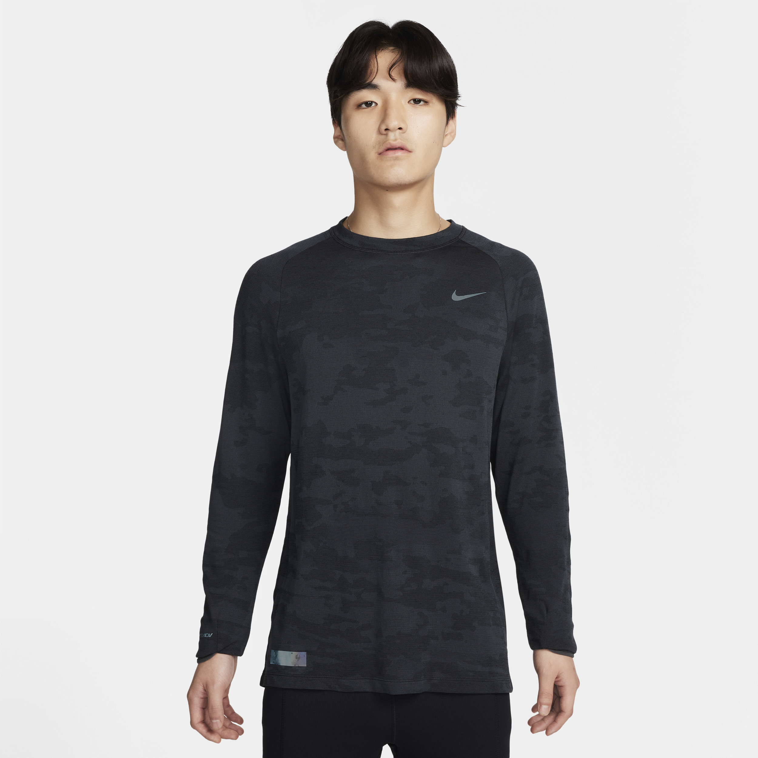 【ナイキ(NIKE)公式ストア】ナイキ Therma-FIT ADV ランニング ディビジョン メンズ ロングスリーブ ランニングトップ FB8539-010 ブラック 【ナイキ(NIKE)公式ストア】ナイキ Therma-FIT ADV ランニング ディビジョン メンズ ロングスリーブ ランニングトップ FB8539-010 ブラック