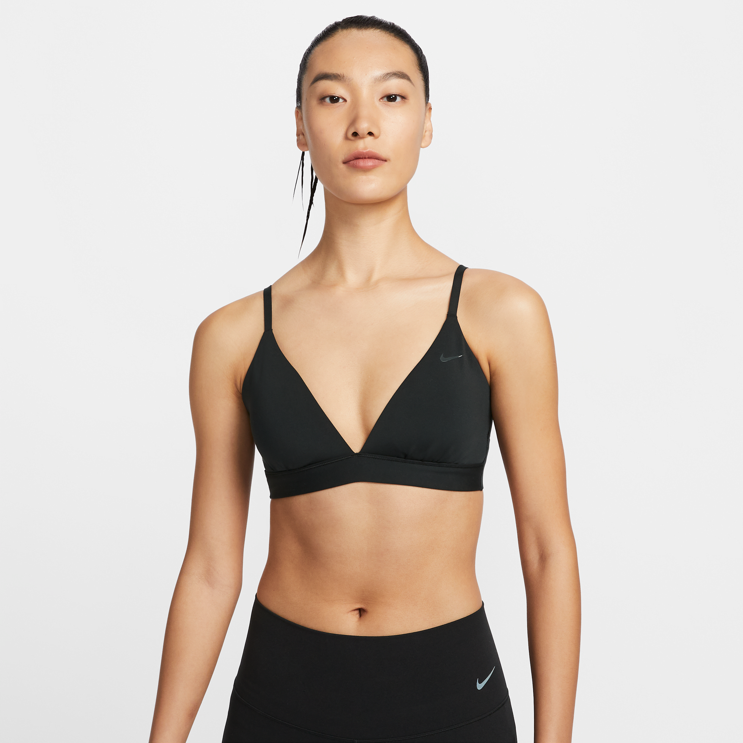 【ナイキ(NIKE)公式ストア】ナイキ フォーム ウィメンズ ライトサポート パッディド トライアングル スポーツブラ HQ7004-011 ブラック 【ナイキ(NIKE)公式ストア】ナイキ フォーム ウィメンズ ライトサポート パッディド トライアングル スポーツブラ HQ7004-011 ブラック