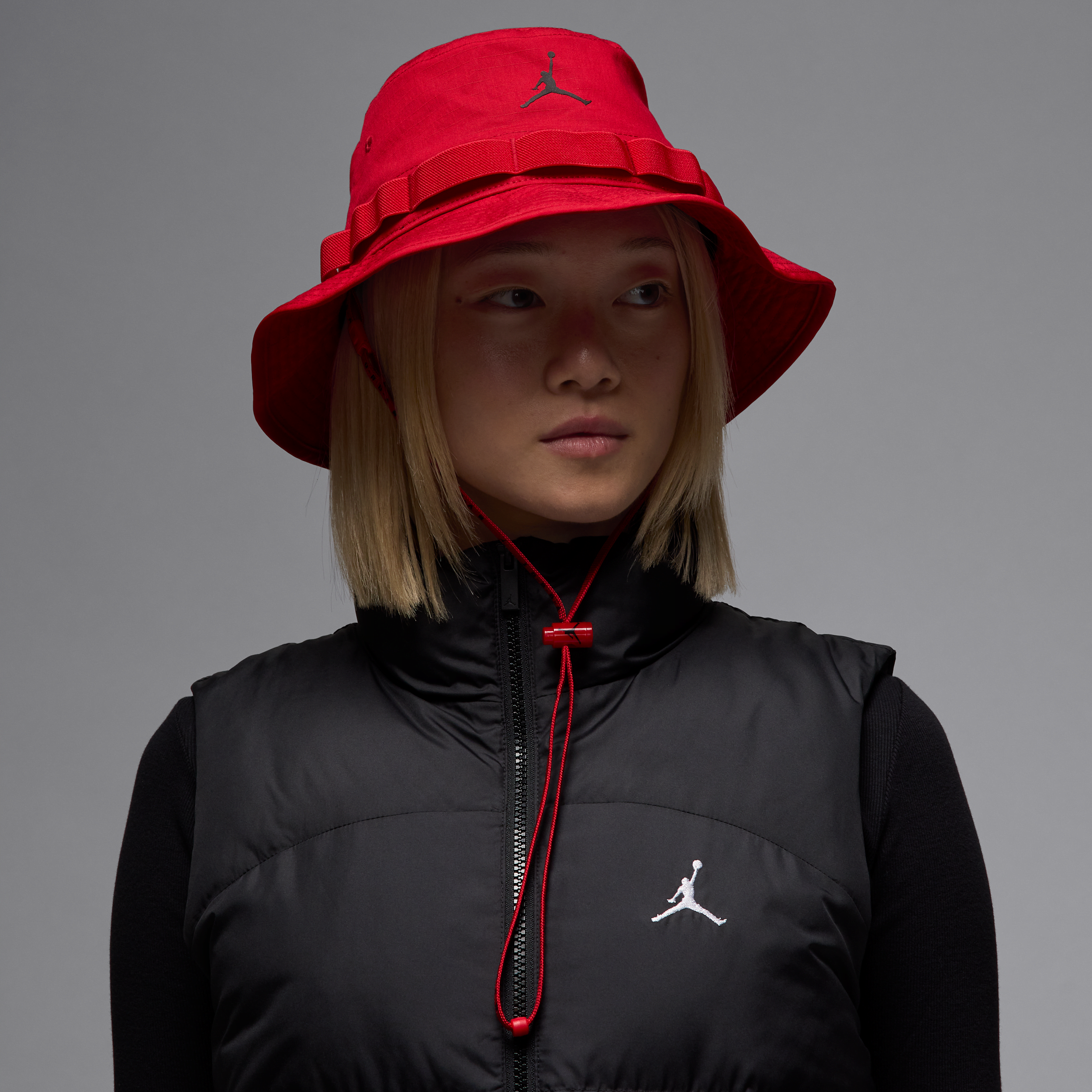 【ナイキ(NIKE)公式ストア】ジョーダン エイペックス バケットハット HM5753-687 レッド 【ナイキ(NIKE)公式ストア】ジョーダン エイペックス バケットハット HM5753-687 レッド