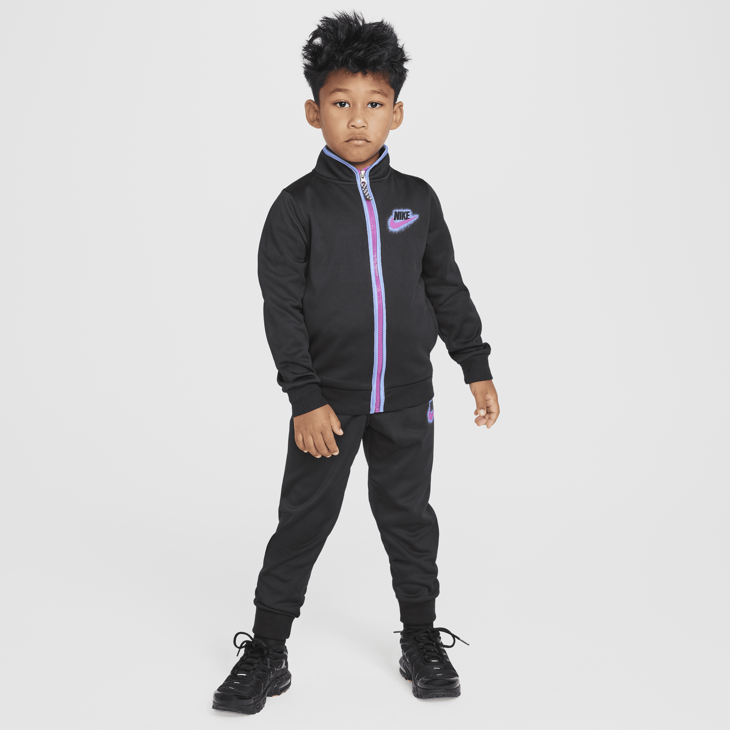 【ナイキ(NIKE)公式ストア】ナイキ スポーツウェア Dri-FIT パウダー プレー リトルキッズ ツーピース プロパス セットアップ HV7974-010 ブラック 【ナイキ(NIKE)公式ストア】ナイキ スポーツウェア Dri-FIT パウダー プレー リトルキッズ ツーピース プロパス セットアップ HV7974-010 ブラック