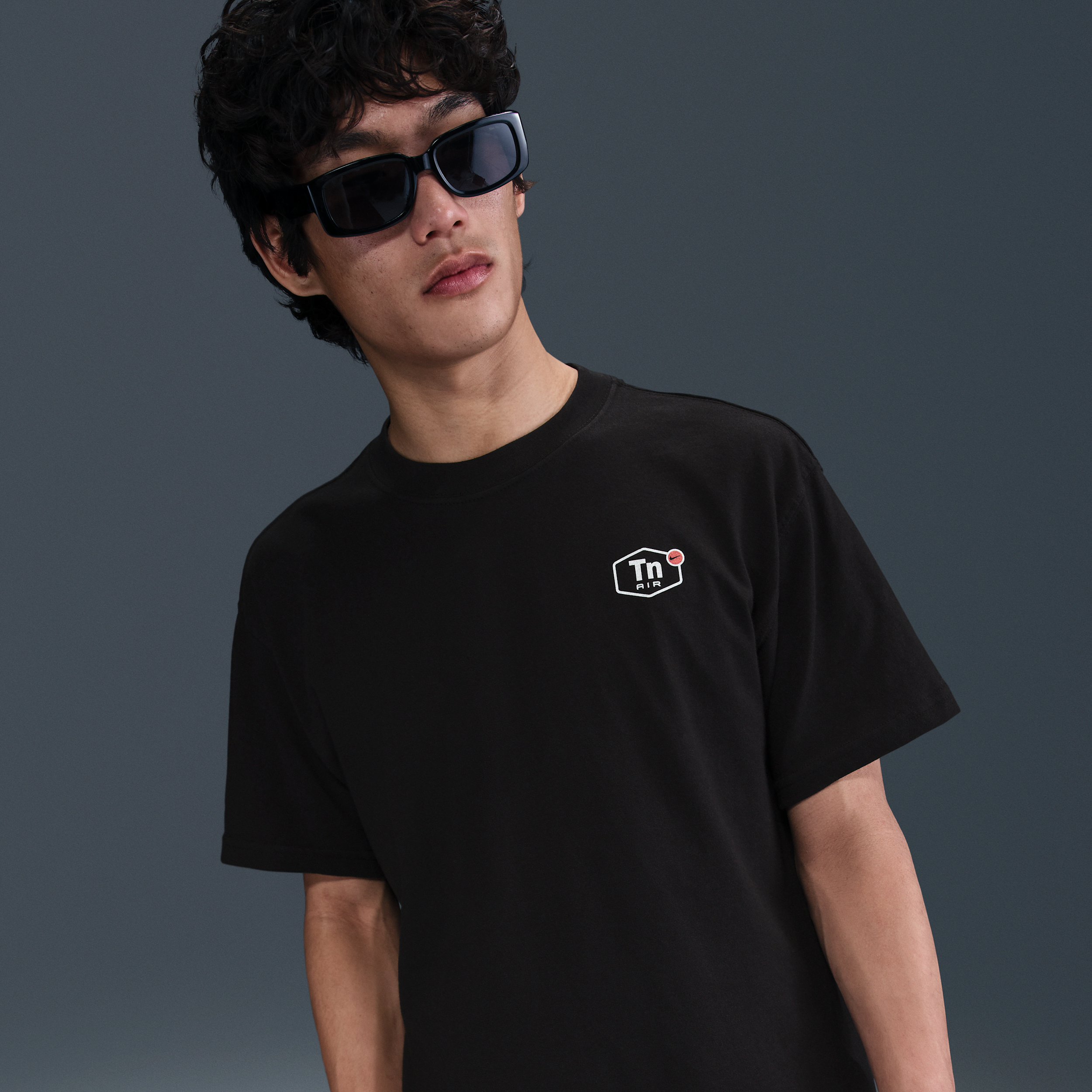 【ナイキ(NIKE)公式ストア】ナイキ スポーツウェア マックス90 Tシャツ HJ0751-010 ブラック 【ナイキ(NIKE)公式ストア】ナイキ スポーツウェア マックス90 Tシャツ HJ0751-010 ブラック