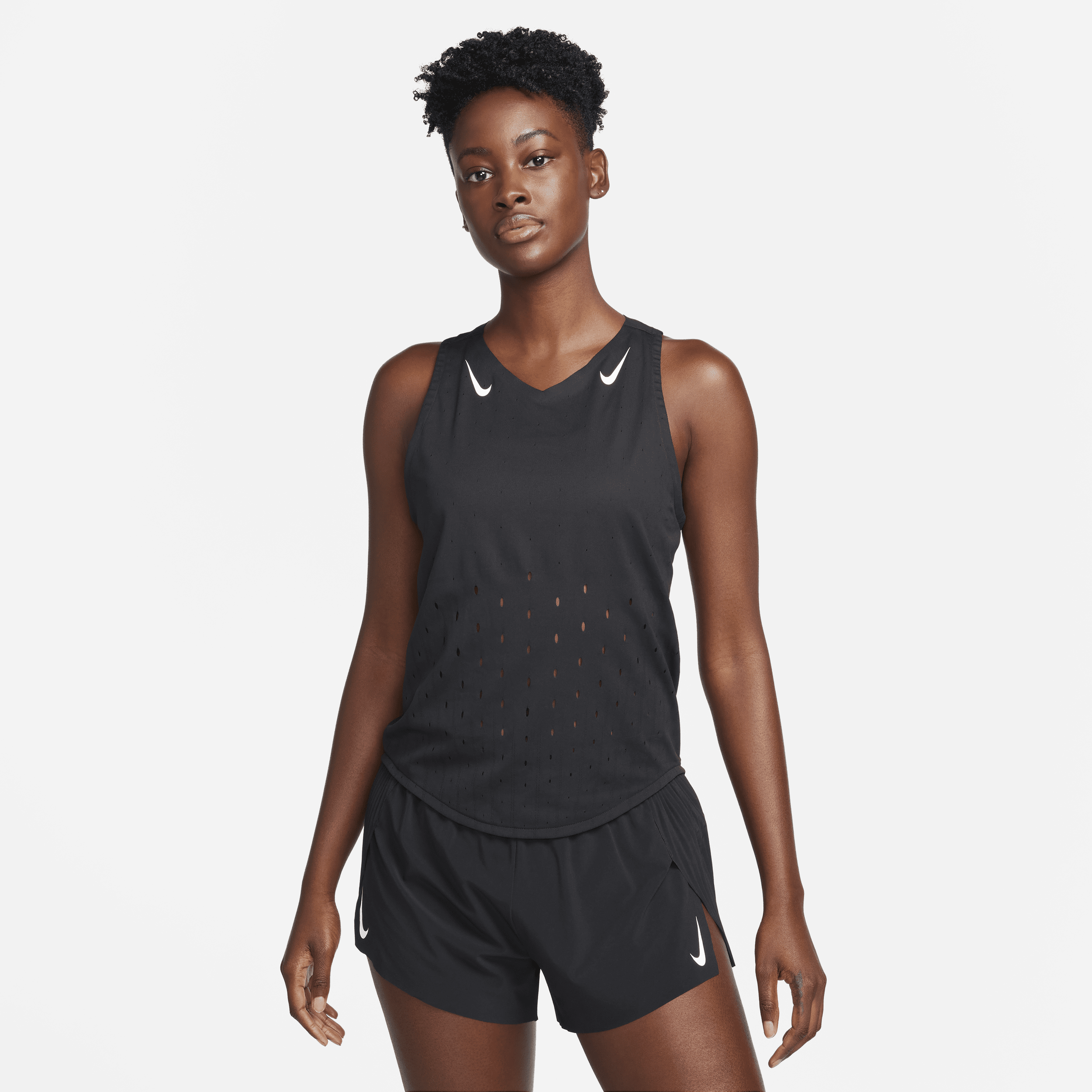 Nike AeroSwift Dri-FIT ADV-løbeundertrøje til kvinder - sort