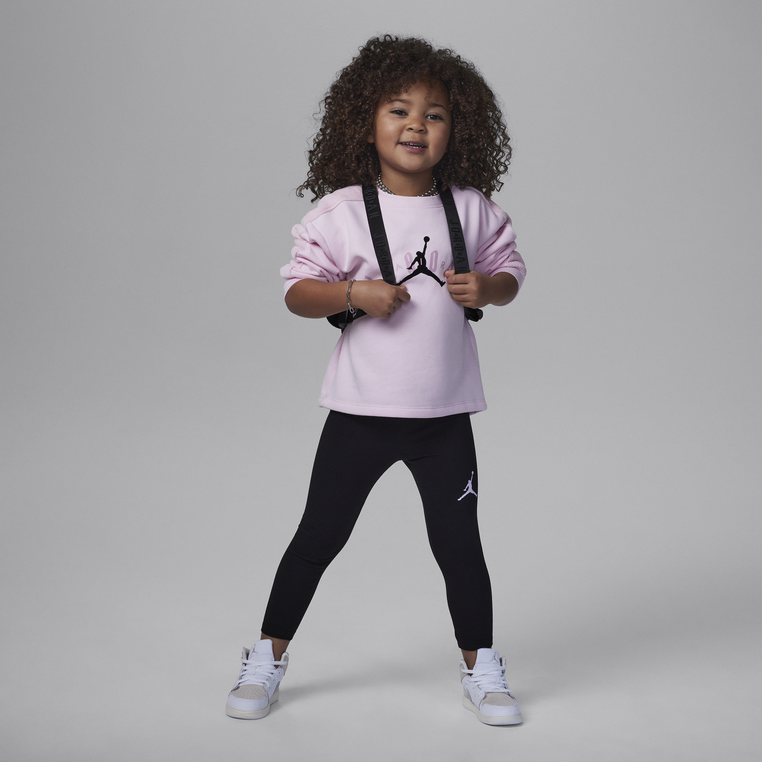 Jordan Soft Touch Mixed Crew-leggingssæt med to dele til mindre børn - sort