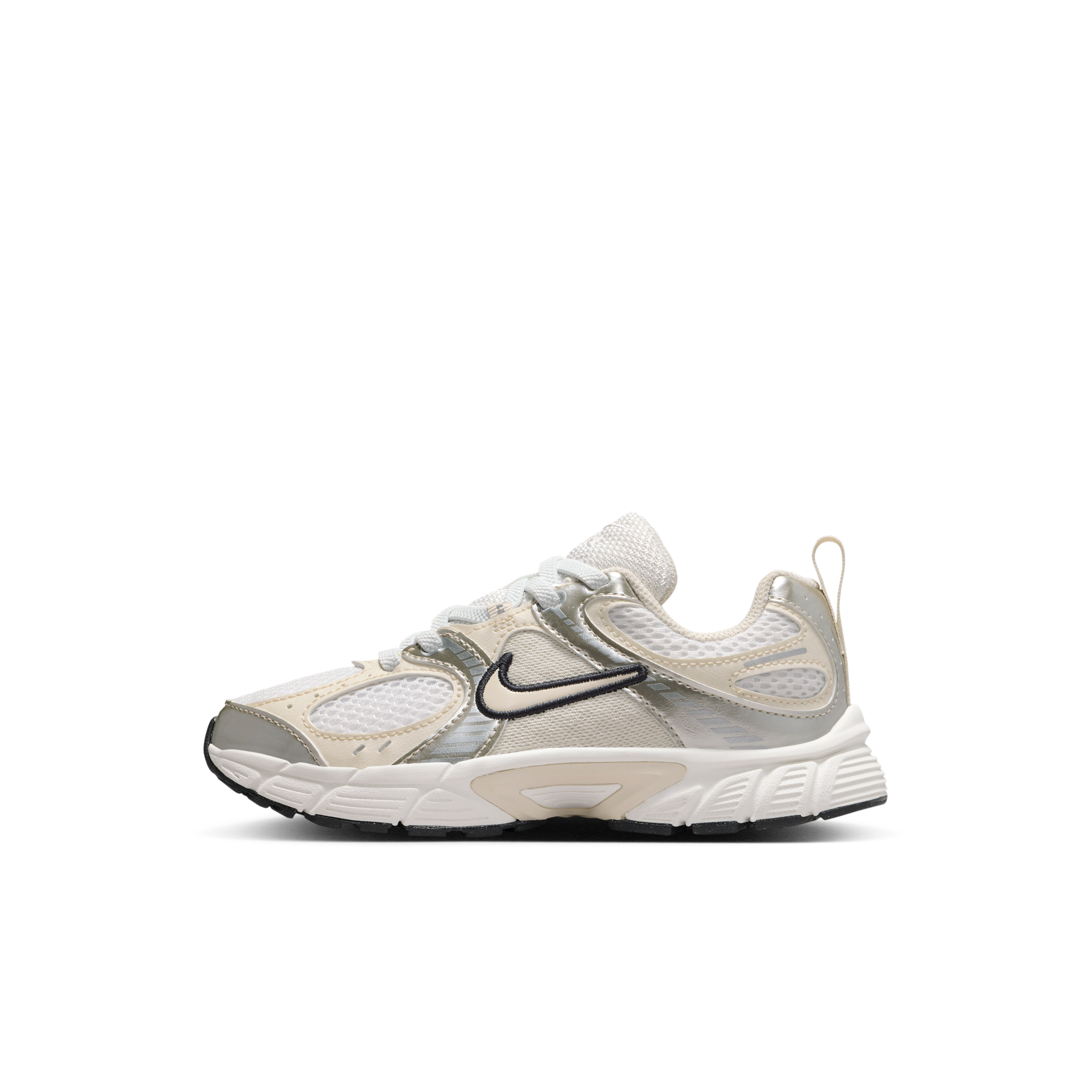 【ナイキ(NIKE)公式ストア】ナイキ V5 RNR リトルキッズシューズ HQ6412-102 ホワイト 【ナイキ(NIKE)公式ストア】ナイキ V5 RNR リトルキッズシューズ HQ6412-102 ホワイト