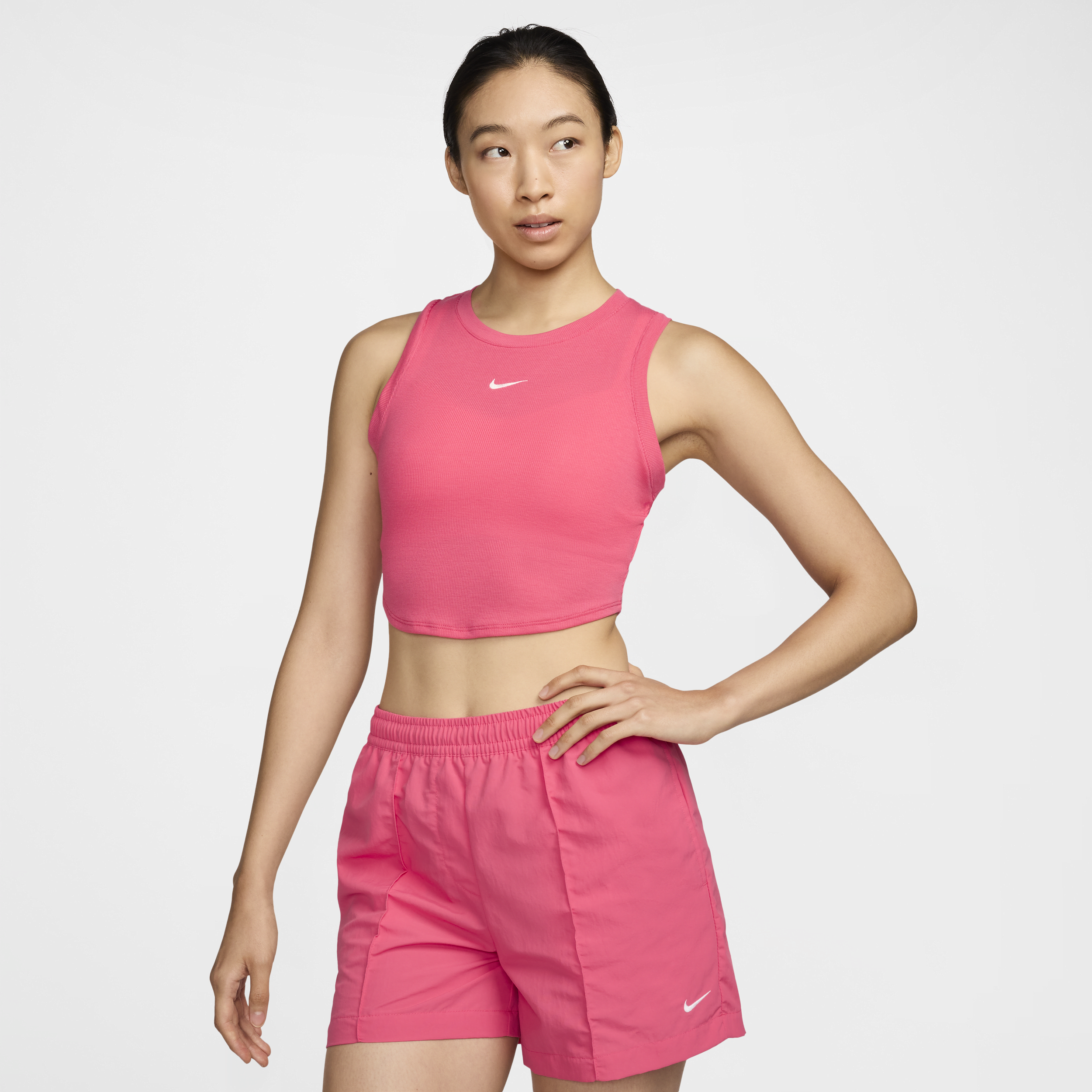 【ナイキ(NIKE)公式ストア】ナイキ スポーツウェア エッセンシャル ウィメンズ リブド クロップド タンクトップ FB8280-629 ピンク 【ナイキ(NIKE)公式ストア】ナイキ スポーツウェア エッセンシャル ウィメンズ リブド クロップド タンクトップ FB8280-629 ピンク