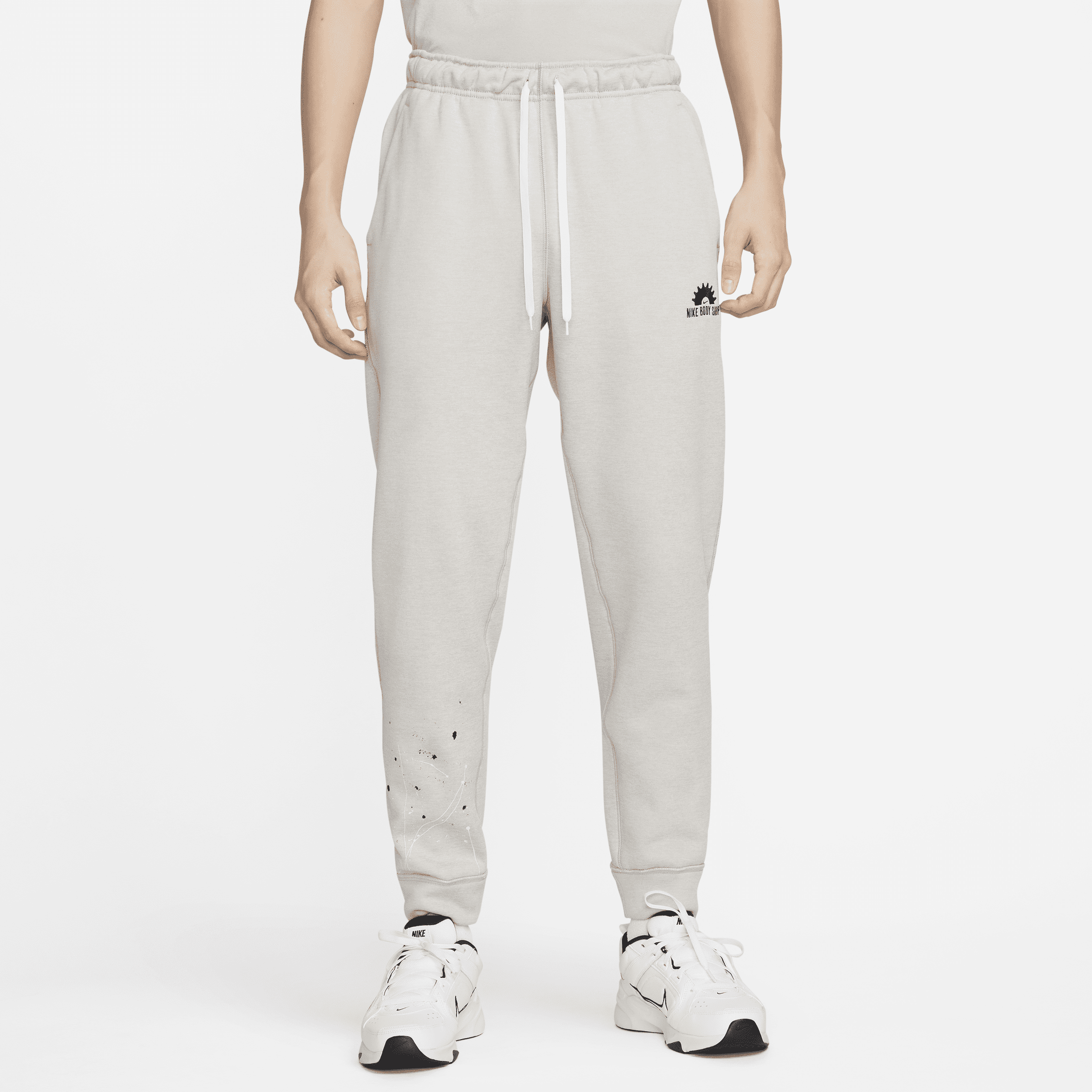 【ナイキ(NIKE)公式ストア】ナイキ Therma-FIT メンズ フリース フィットネスパンツ DX1545-012 グレー 【ナイキ(NIKE)公式ストア】ナイキ Therma-FIT メンズ フリース フィットネスパンツ DX1545-012 グレー