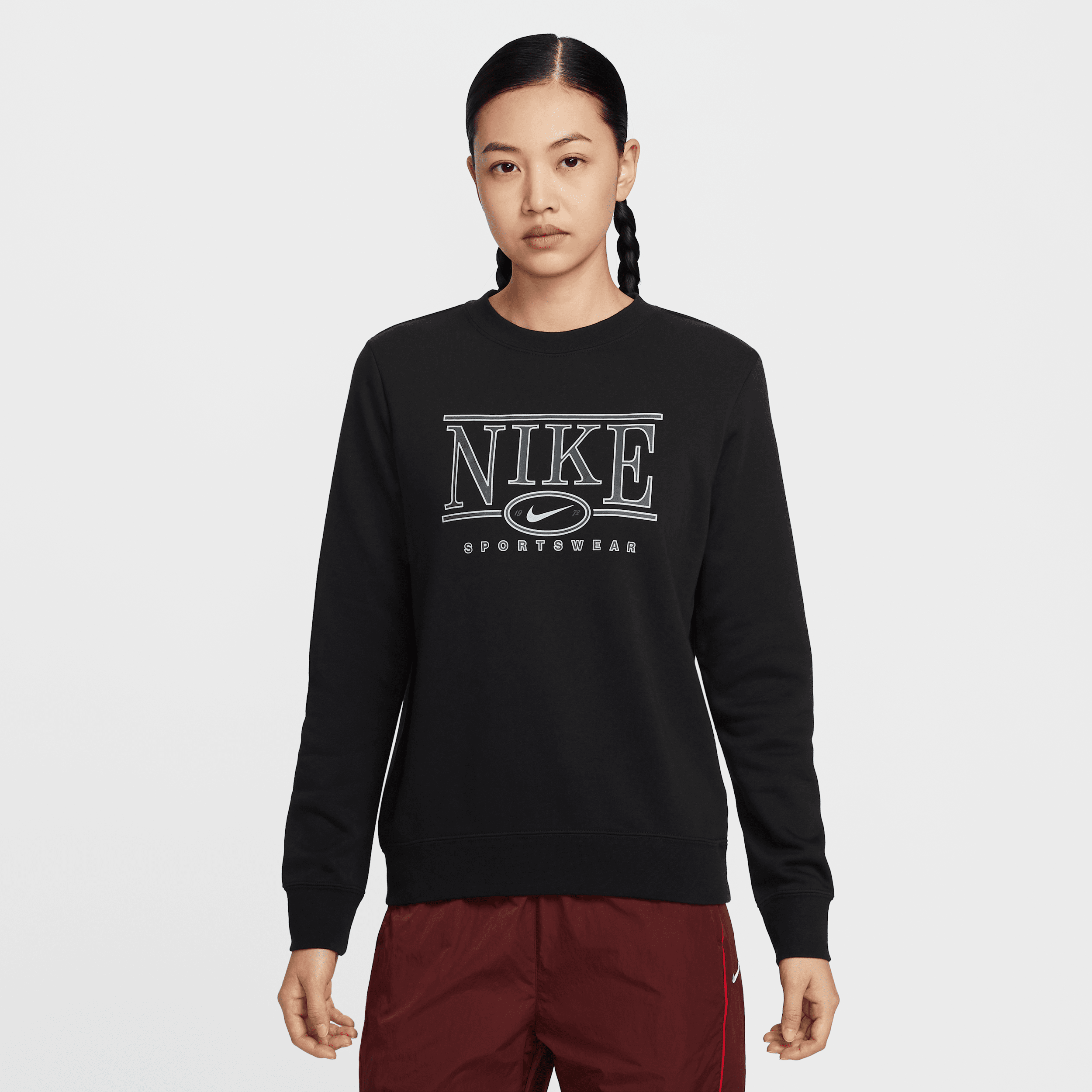 【ナイキ(NIKE)公式ストア】ナイキ スポーツウェア クラブ フリース ウィメンズ クルーネック スウェットシャツ HJ0981-010 ブラック 【ナイキ(NIKE)公式ストア】ナイキ スポーツウェア クラブ フリース ウィメンズ クルーネック スウェットシャツ HJ0981-010 ブラック