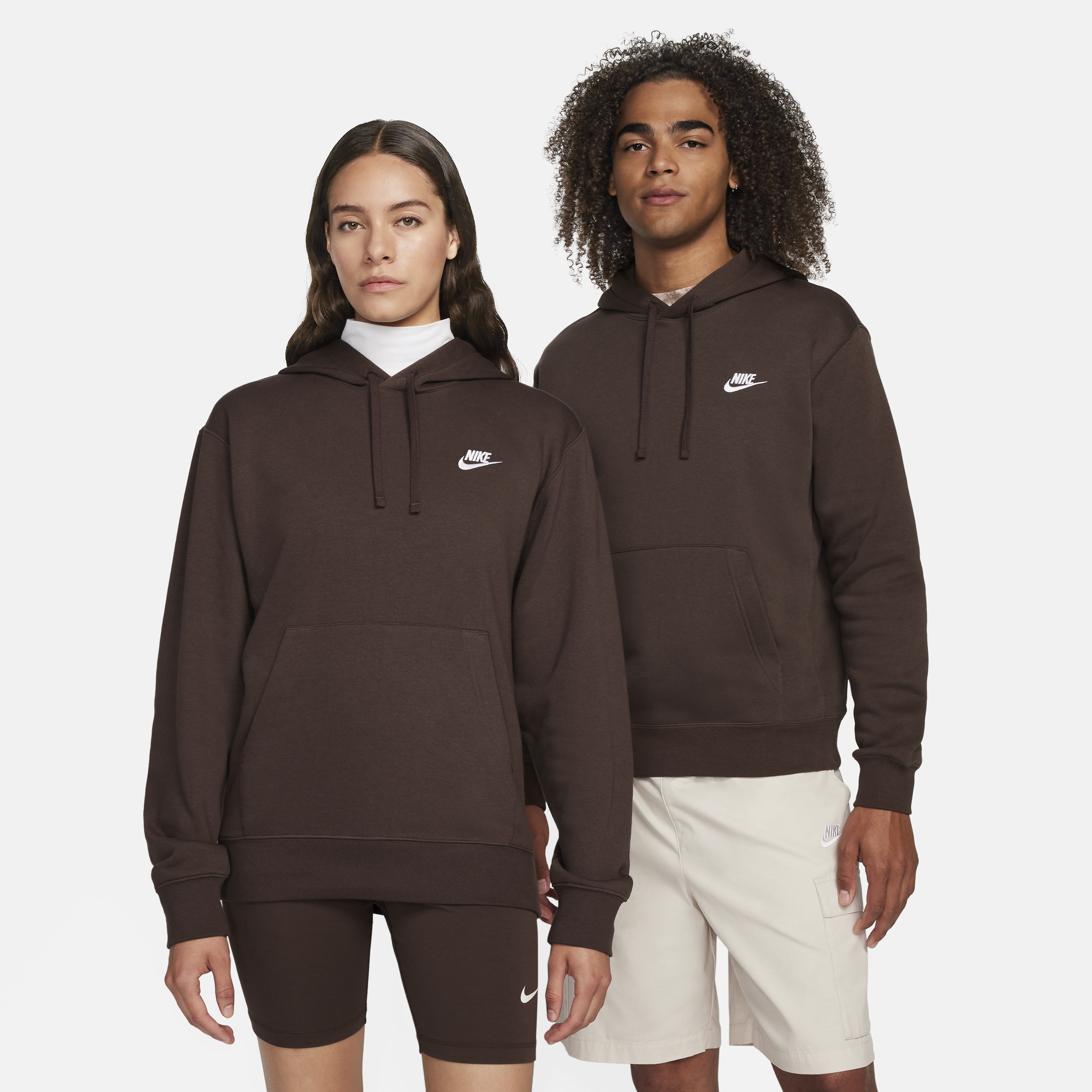 Nike Sportswear Club Fleece-pulloverhættetrøje - brun