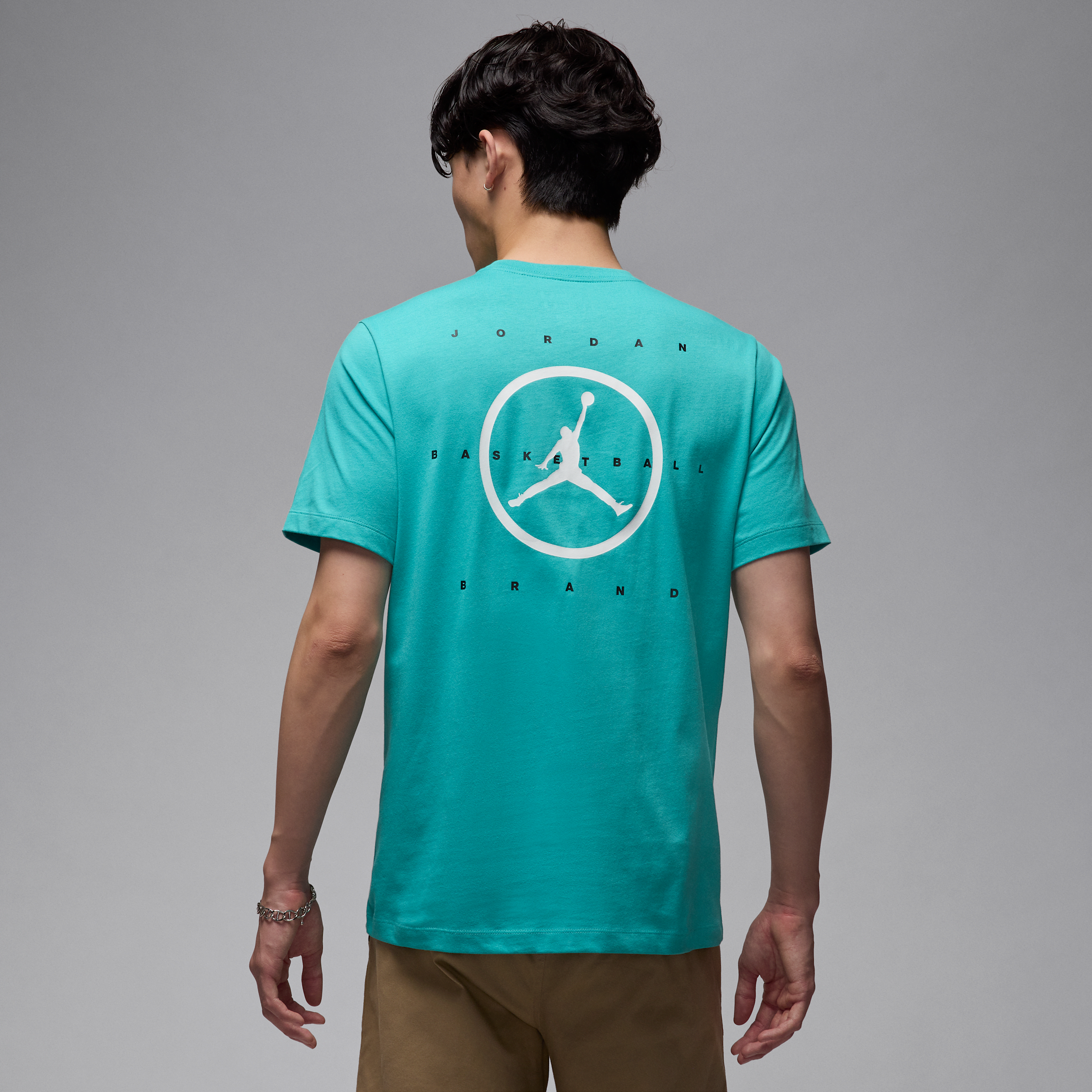 【ナイキ(NIKE)公式ストア】ジョーダン フライト エッセンシャル メンズ ショートスリーブ Tシャツ HJ2338-392 グリーン 【ナイキ(NIKE)公式ストア】ジョーダン フライト エッセンシャル メンズ ショートスリーブ Tシャツ HJ2338-392 グリーン