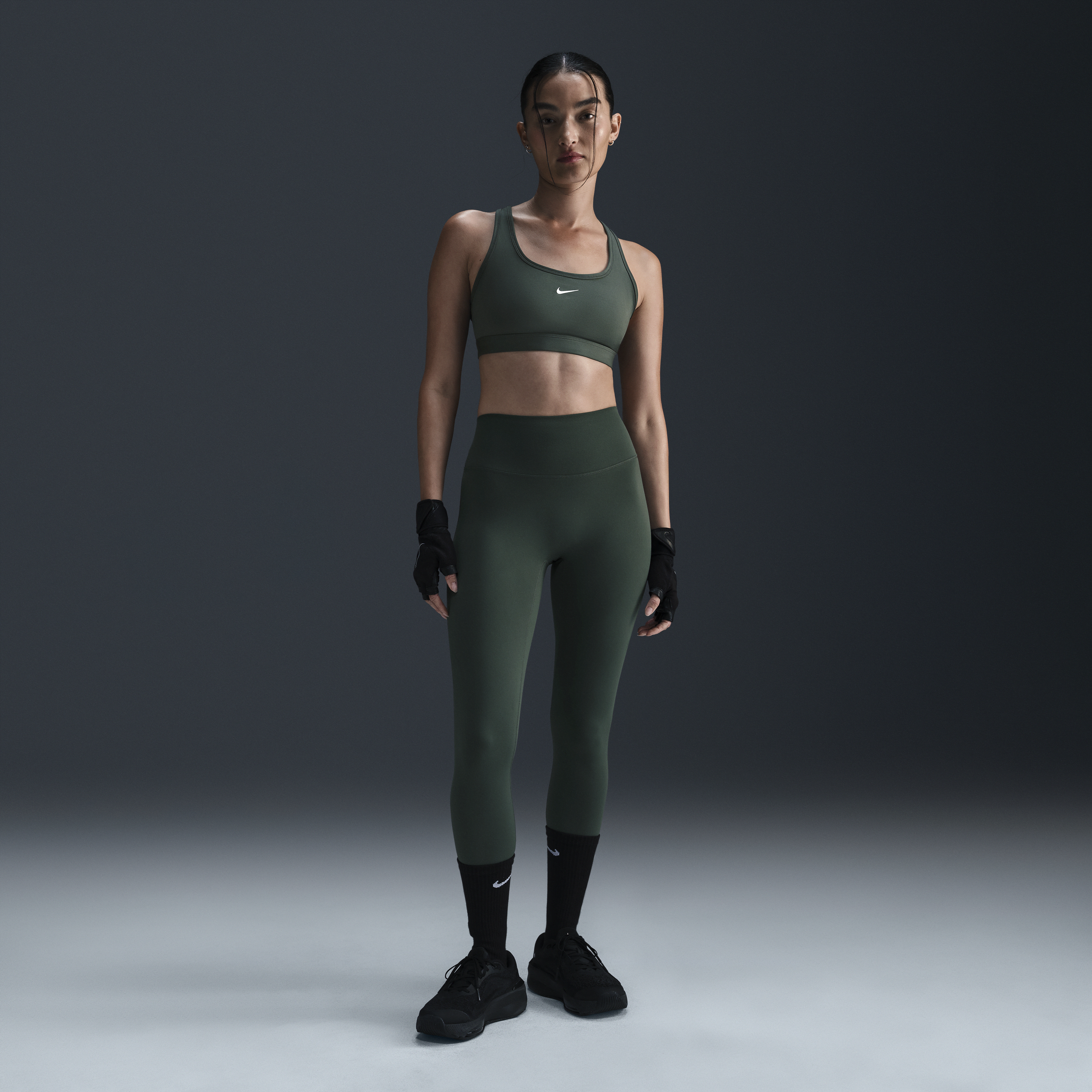 【ナイキ(NIKE)公式ストア】ナイキ ワン シームレス フロント ウィメンズ ハイウエスト フルレングス レギンス HJ9196-338 グリーン 【ナイキ(NIKE)公式ストア】ナイキ ワン シームレス フロント ウィメンズ ハイウエスト フルレングス レギンス HJ9196-338 グリーン