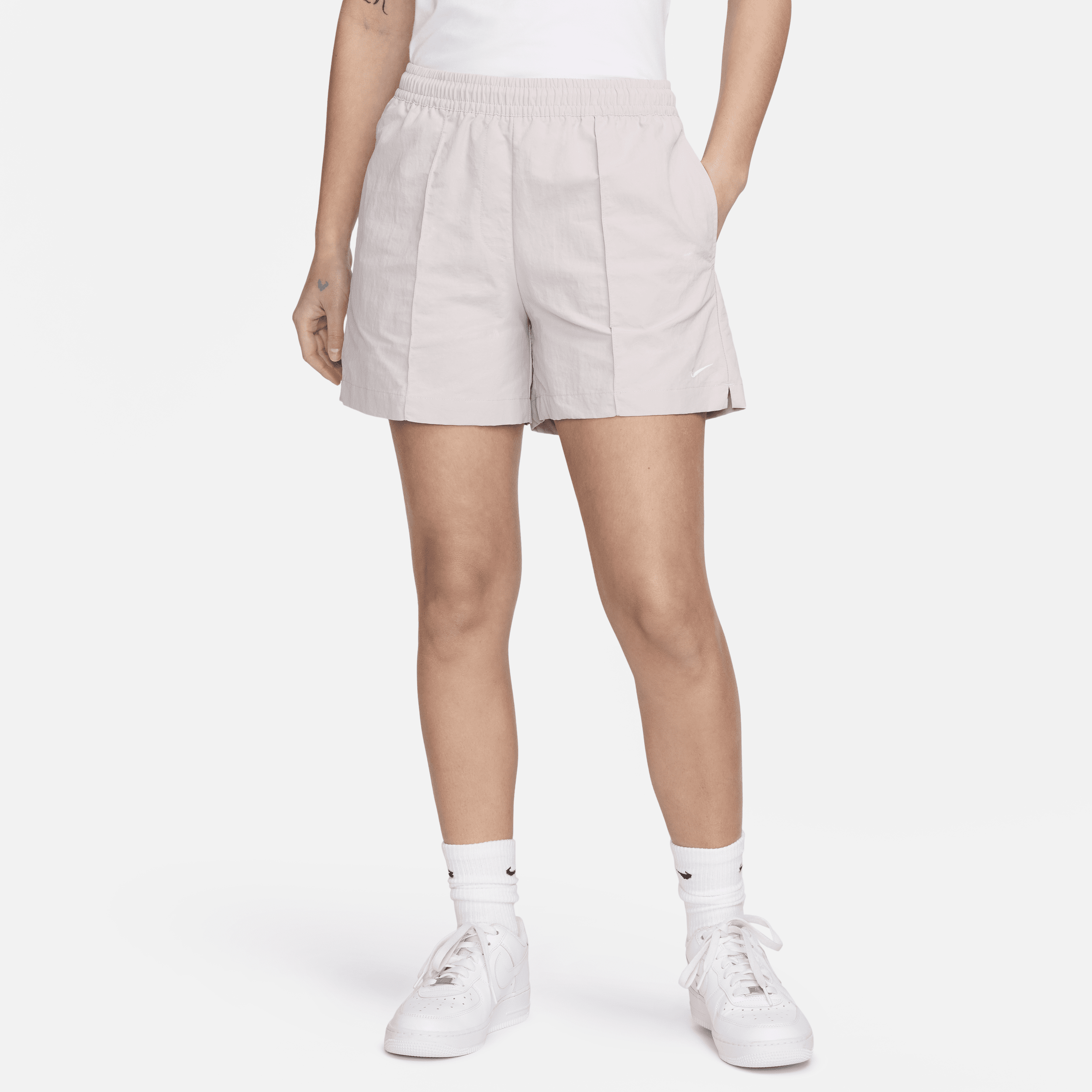 Vævevde Nike Sportswear Everything-shorts med mellemhøj talje til kvinder (13 cm) - lilla